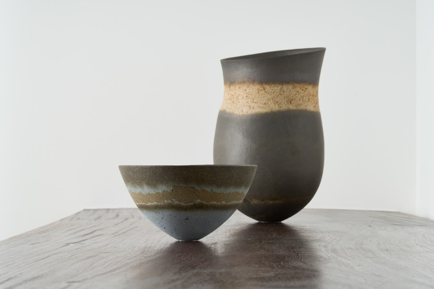 ジェニファー・リー： セラミックとドローイング