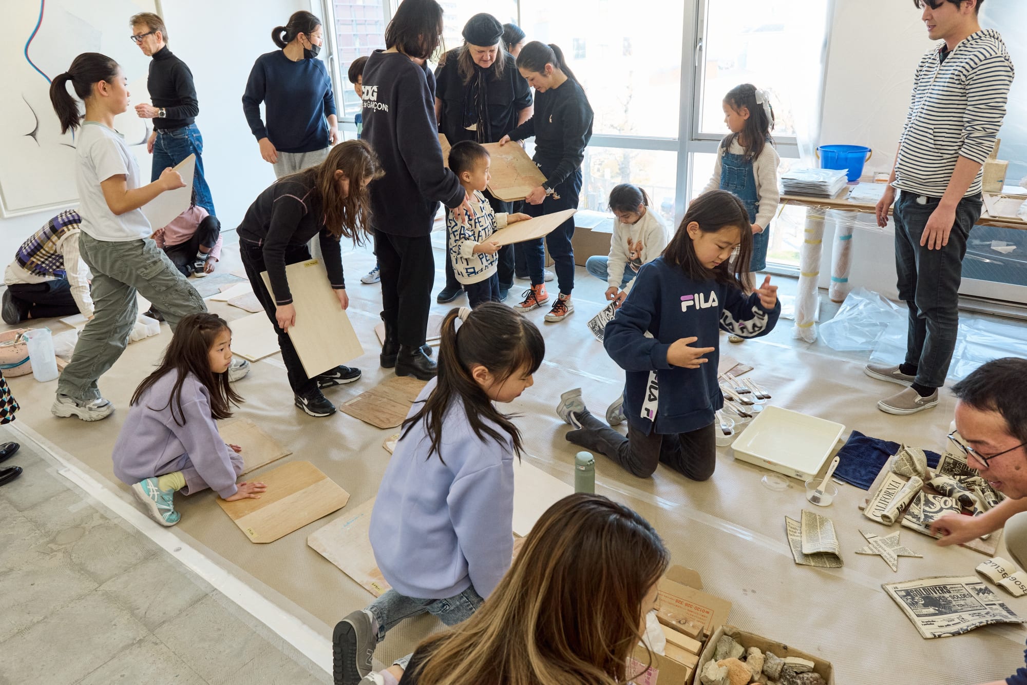 CAT (コラボレーティブ・アート・チーム)｜三島 喜美代