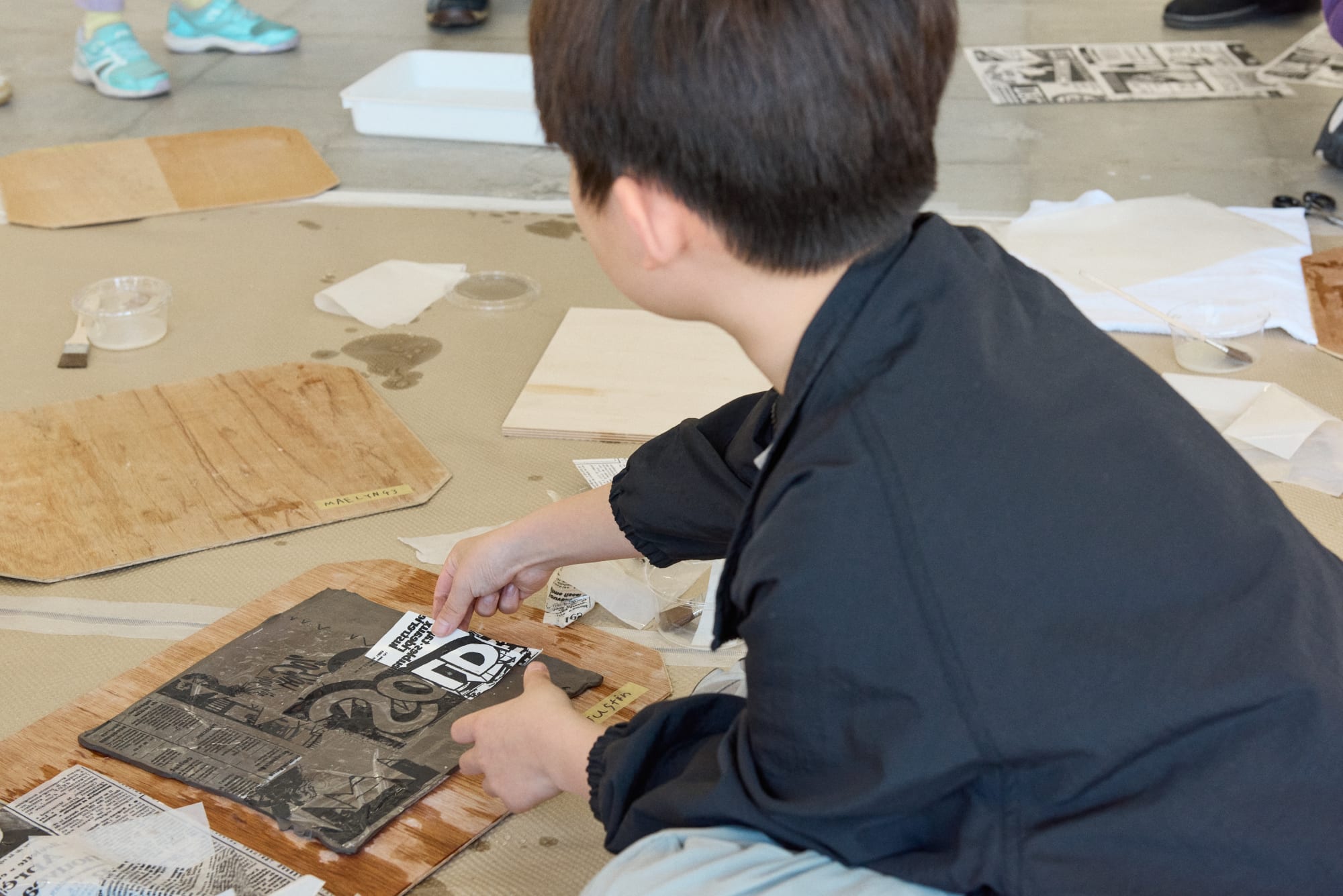 CAT (コラボレーティブ・アート・チーム)｜三島 喜美代