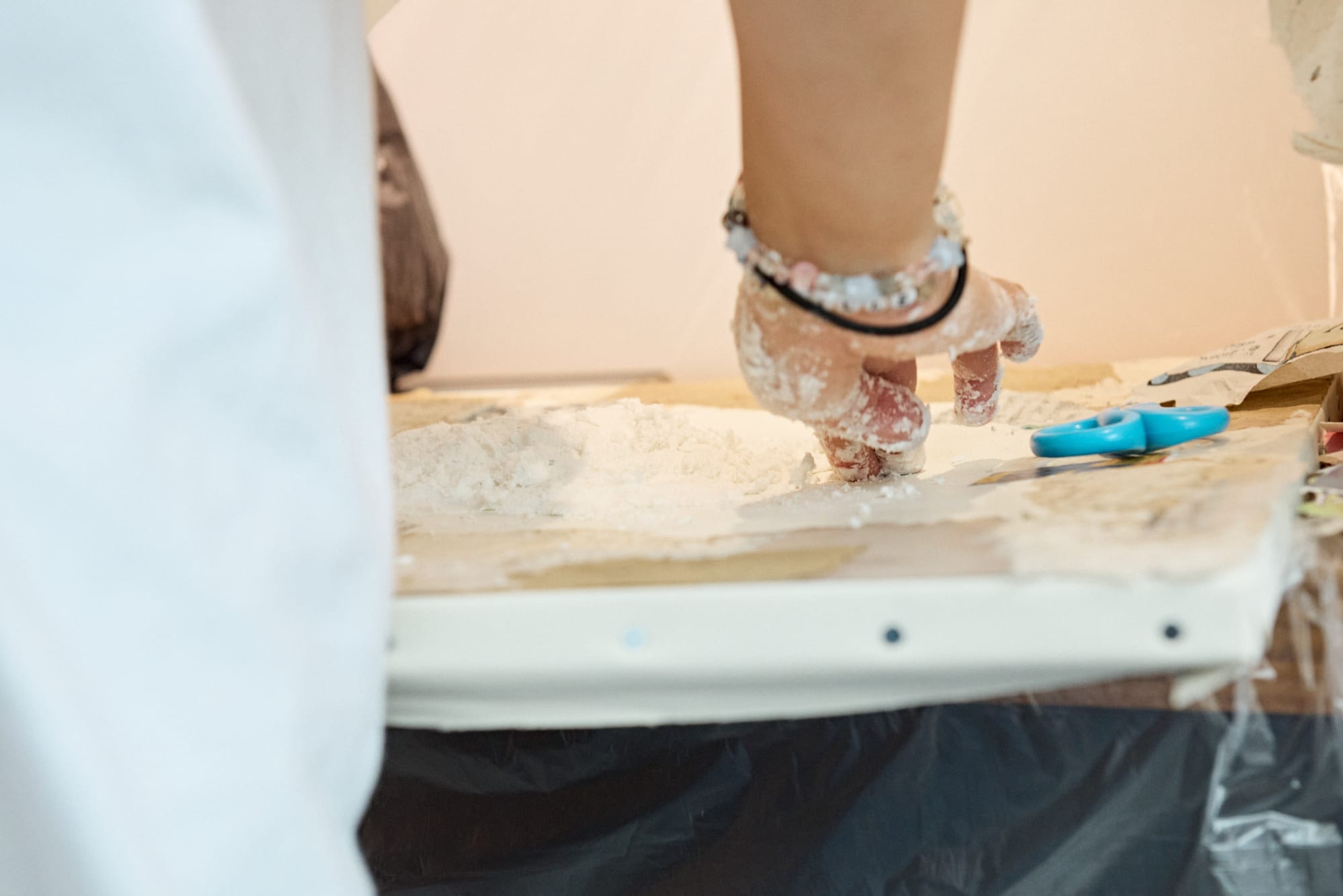 CAT (コラボレーティブ・アート・チーム)｜三島 喜美代