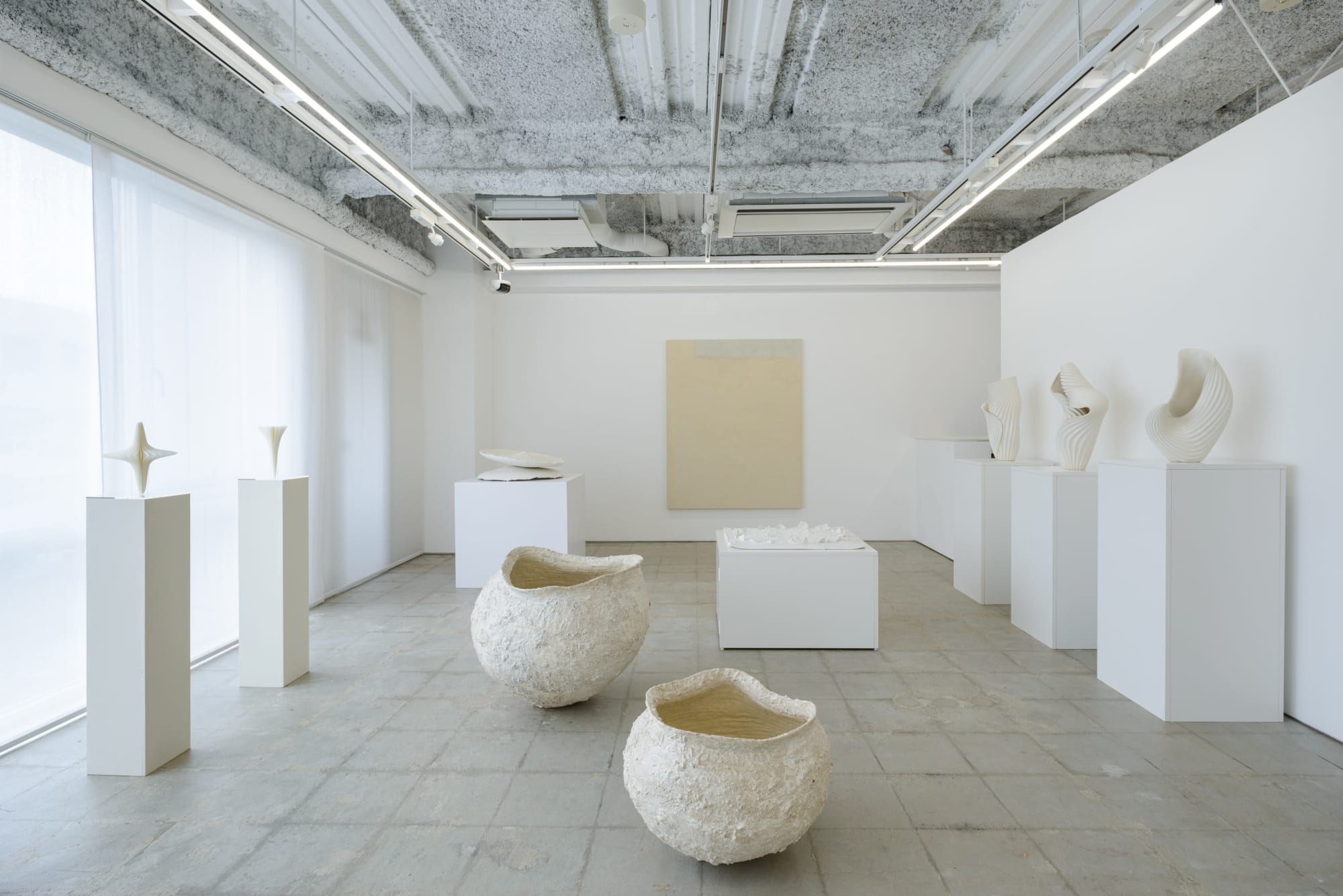 グループ展: 白