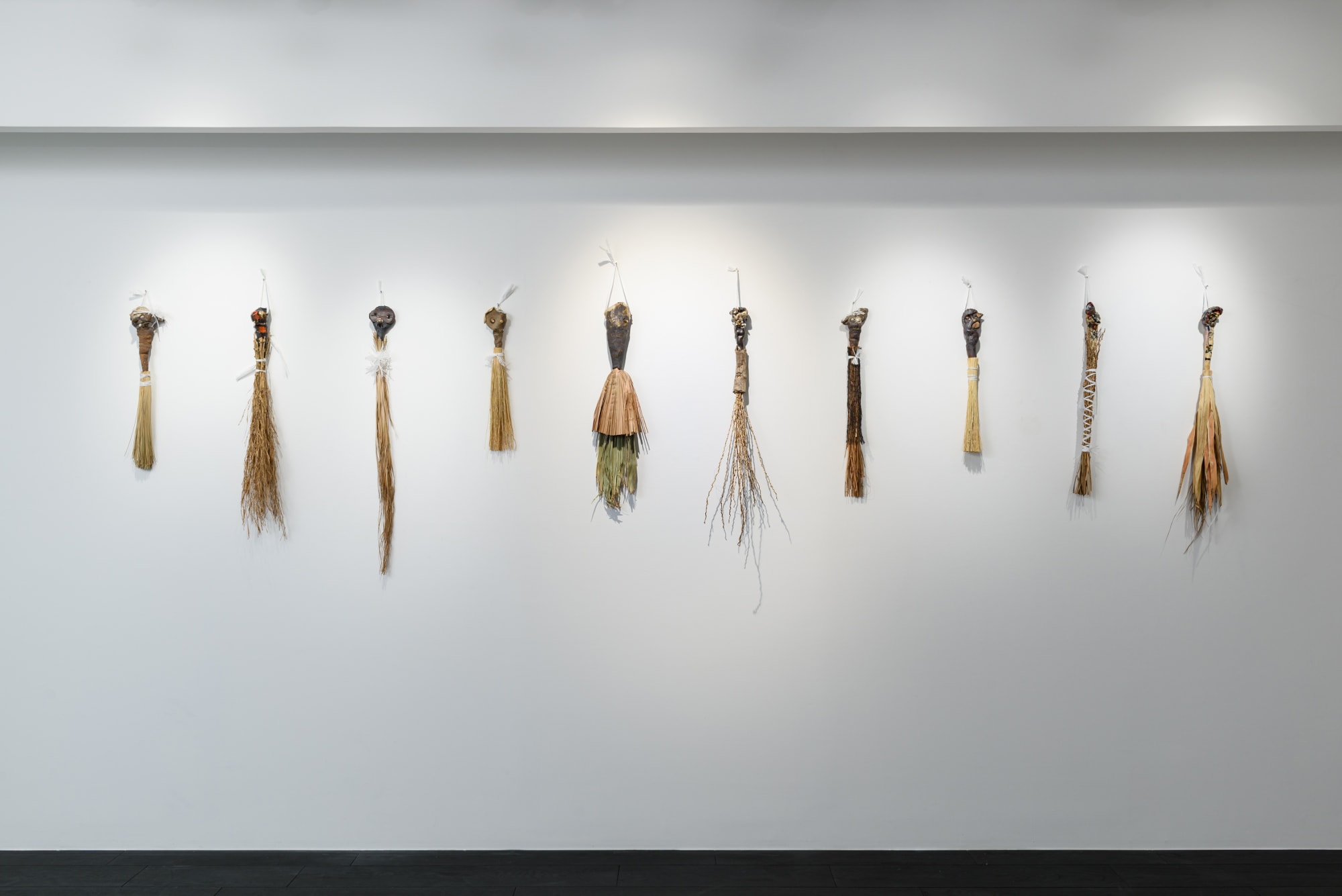 シルヴィ・オーヴレ: 野獣と箒