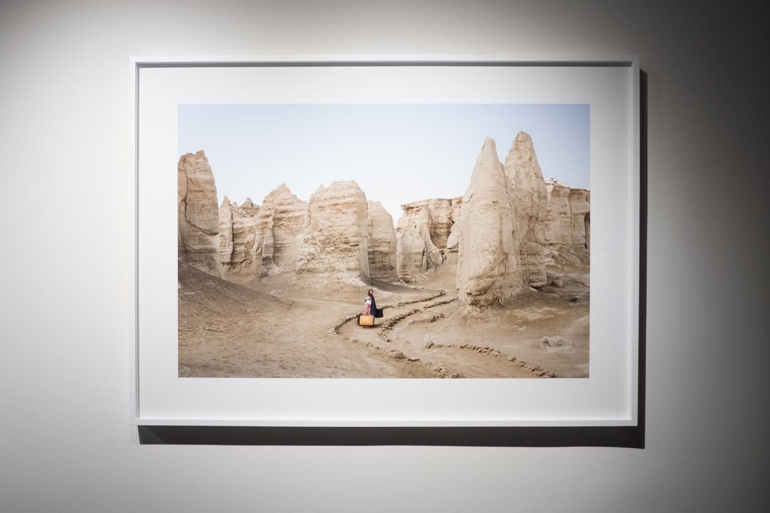 Gohar Dashti: Stateless