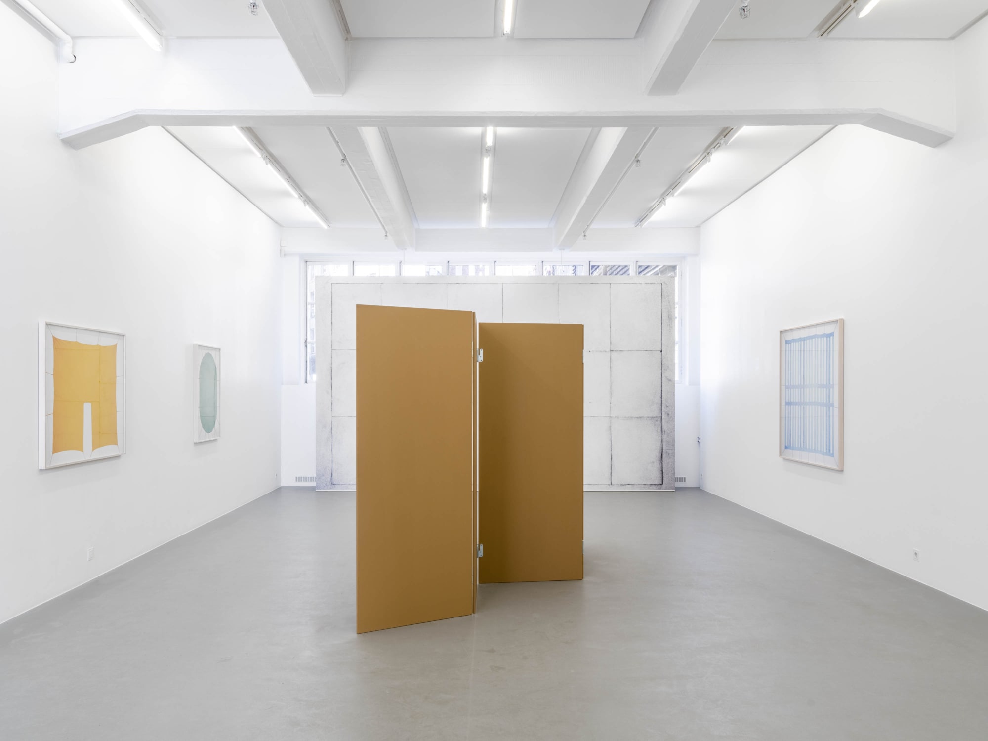 Installation view, Linda Hofvander, The Space of Things, 2021, Cecilia Hillström Gallery. Photo: Jean-Baptiste Béranger