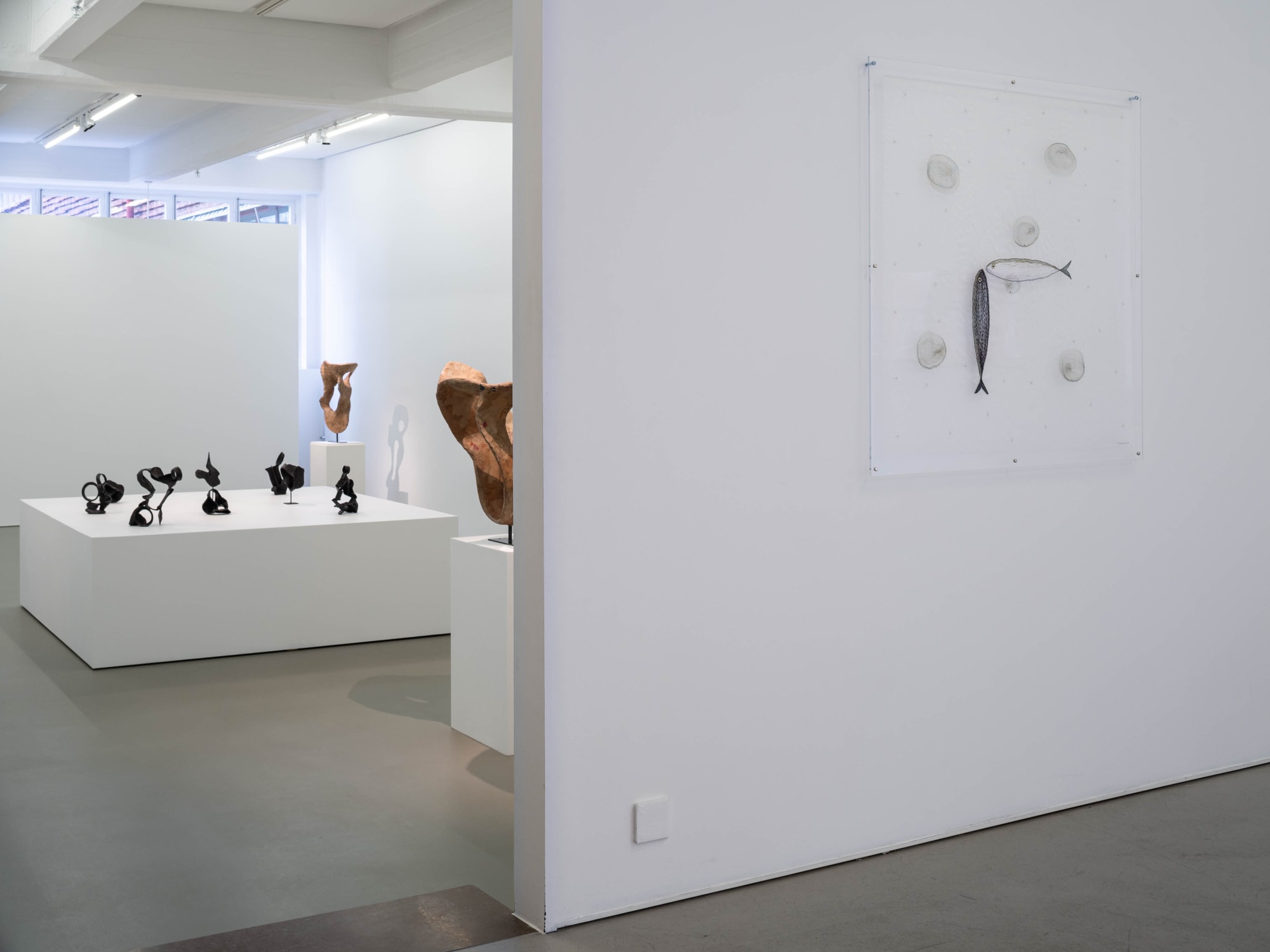 Installation view, Majlis Agbeck, Nära ytan, långt borta, 2020, Cecilia Hillström Gallery. Photo: Jean-Baptiste Béranger