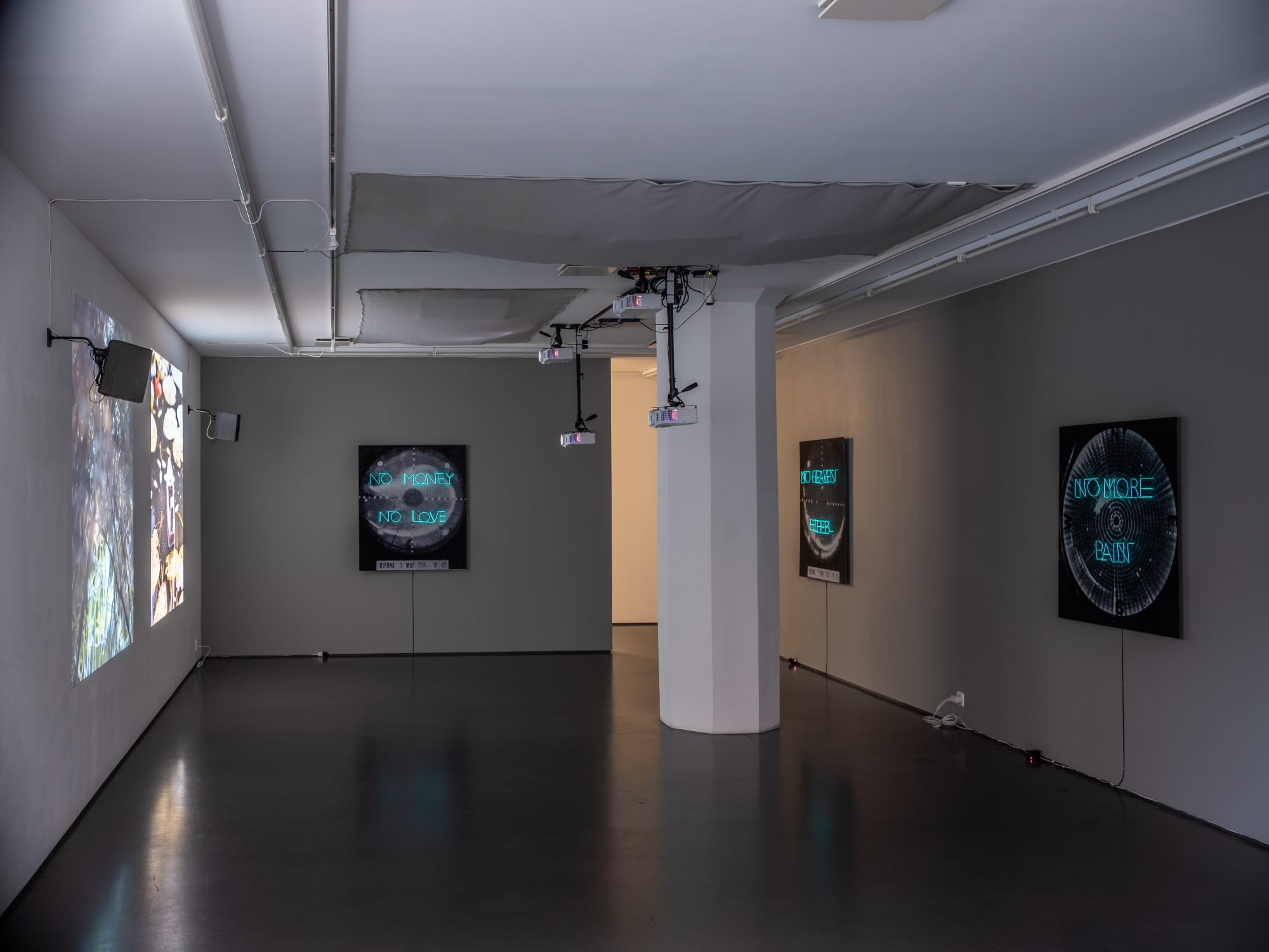 Installation view, Mats Hjelm, The Healer, 2018, Cecilia Hillström Gallery. Photo: Jean-Baptiste Béranger