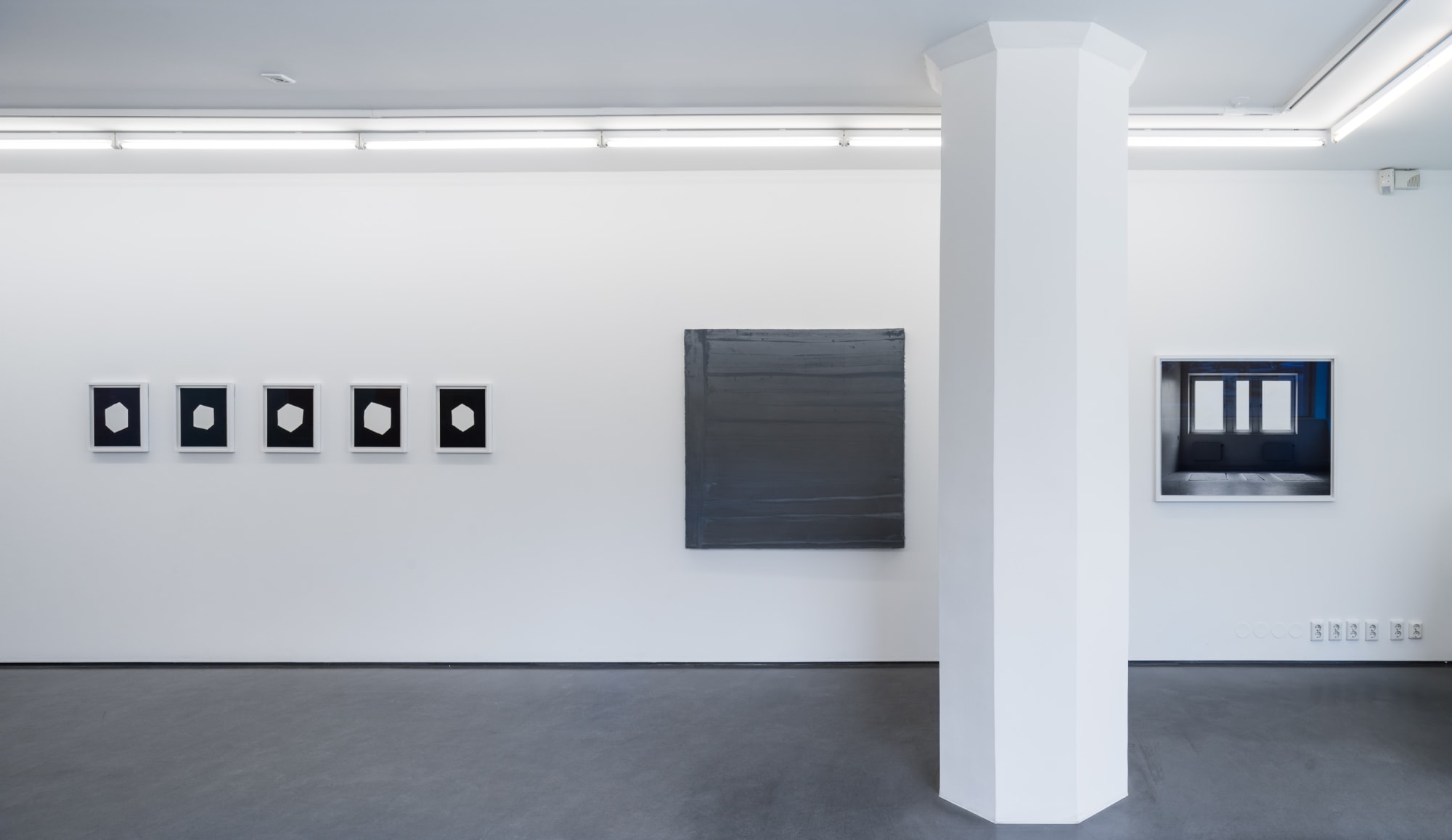 Installation view, Richard G. Carlsson & Linda Hofvander, What We See, or What We Seem, 2016, Cecilia Hillström Gallery. Photo: Jean-Baptiste Béranger