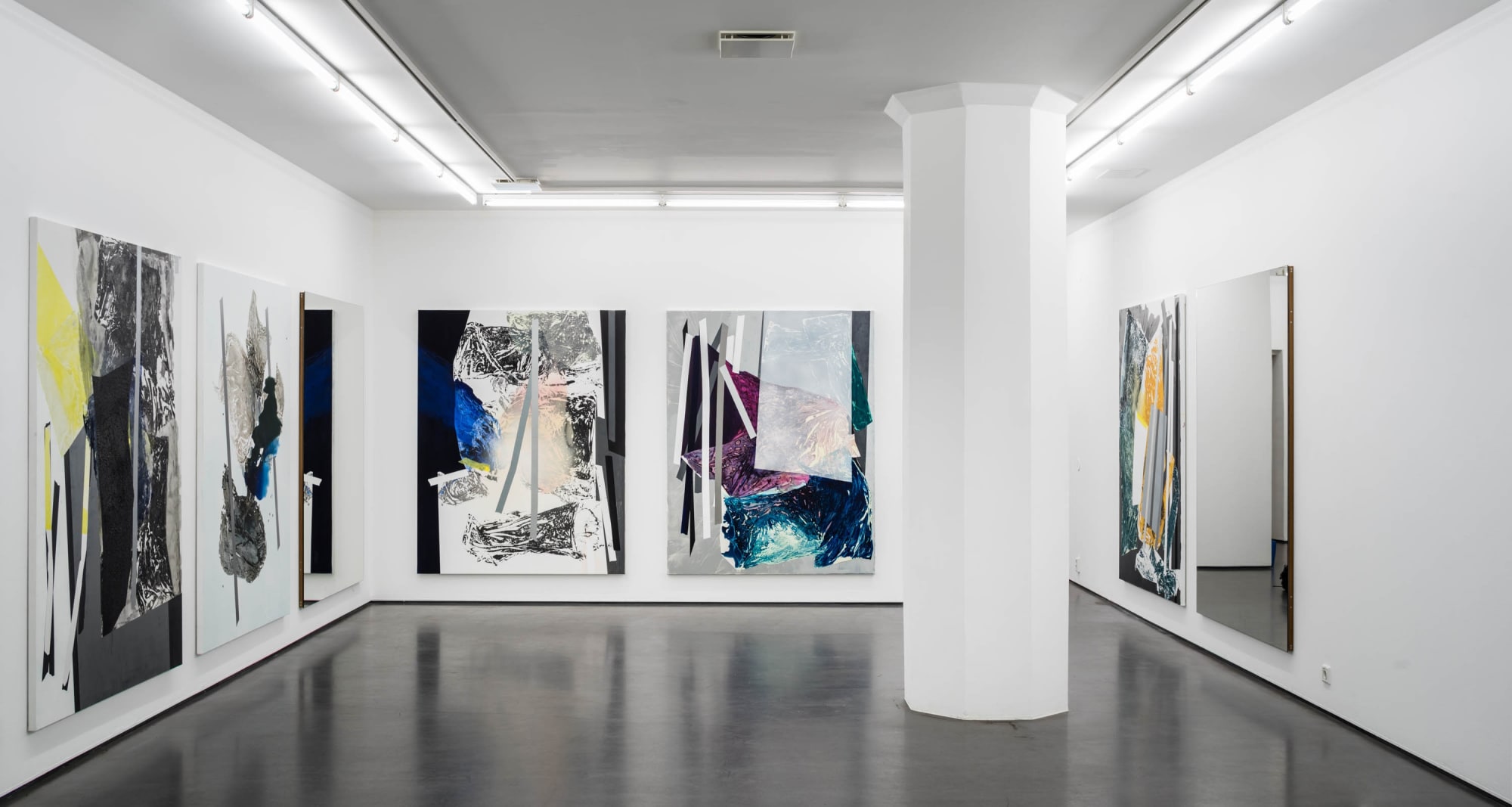 Installation view, Sigrid Sandström, Between Us, 2015, Cecilia Hillström Gallery. Photo: Jean-Baptiste Béranger