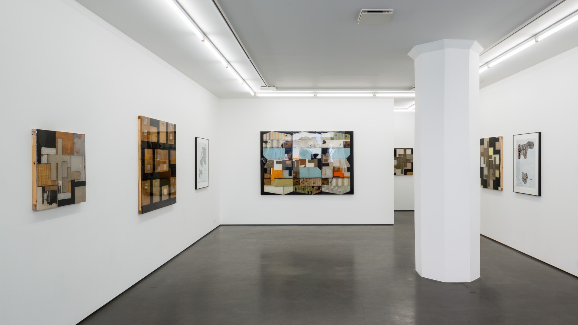 Installation view, Clay Ketter, Scope, Not Scape, 2014, Cecilia Hillström Gallery. Photo: Jean-Baptiste Béranger