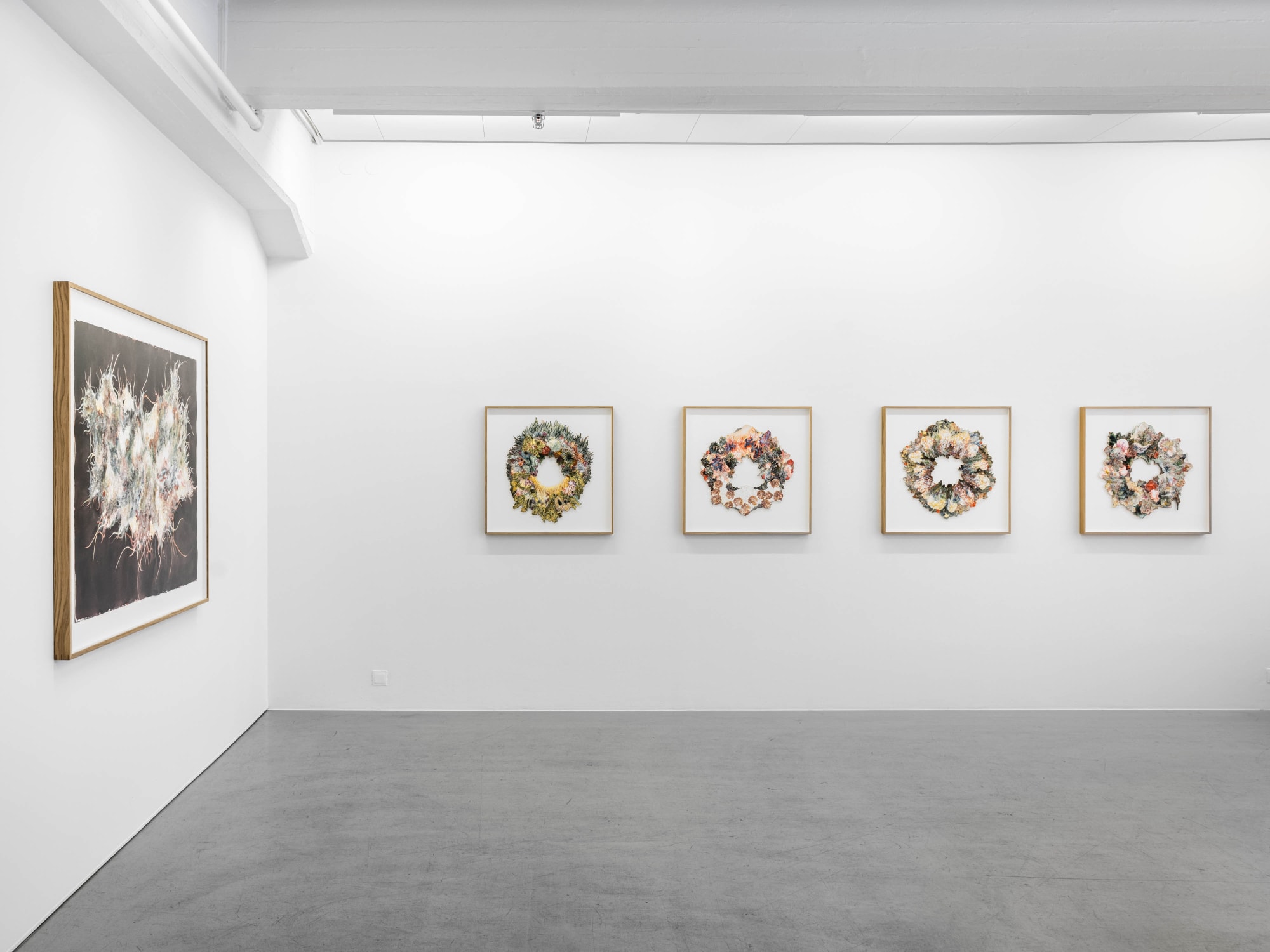 Installation view, Olle Norås, Sångerna gör oss starkare, 2022, Cecilia Hillström Gallery. Photo: Jean-Baptiste Béranger