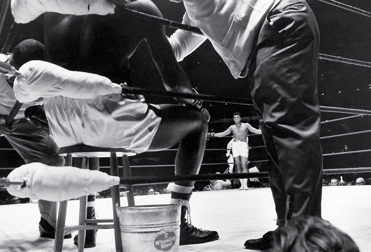 Walter Iooss, Muhammad Ali & Ernie Terrell, Houston, TX, 1967