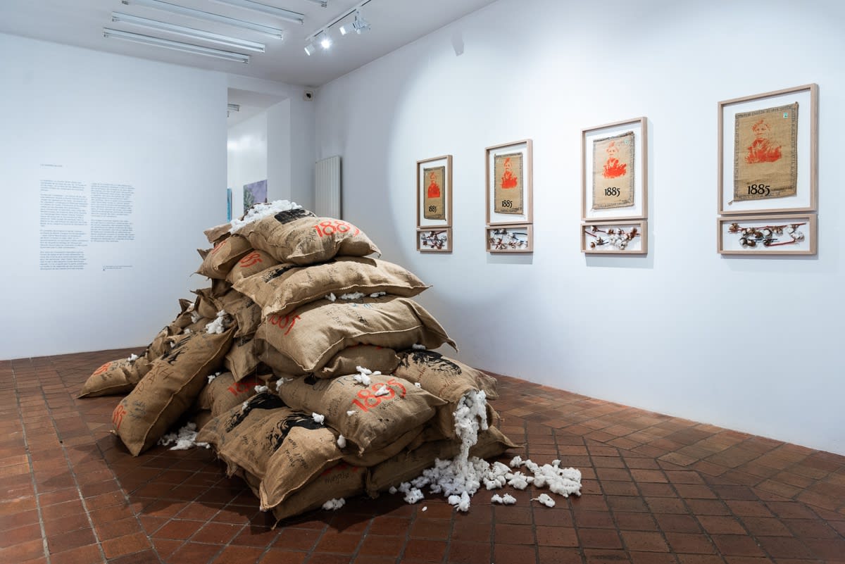 Conceptual installation by Jean David Nkot about cotton at AFIKARIS Gallery Paris October 2023