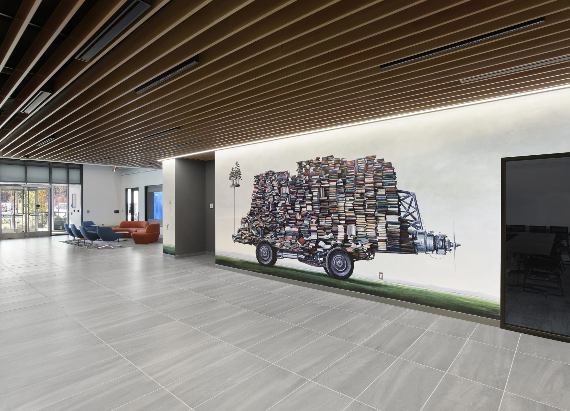 "Discoveries" is a site specific mural, acrylic on wall, 9' x 31' 2024 Collection of Broad Institute, located at Broad Clinical Labs HQ Burlington, MA Photo credit: Feathergill Photo