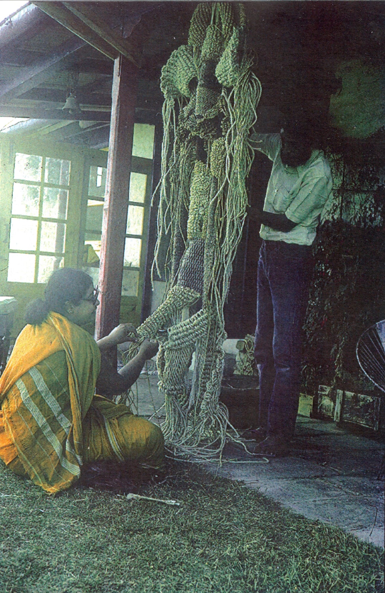 At artists’ workshop, Kasauli Art Centre in 1977, Mrinalini seen working on Wood Spirit with artist Chandrakhant Bhatt. Image courtesy: The Estate of Vivan Sundaram.