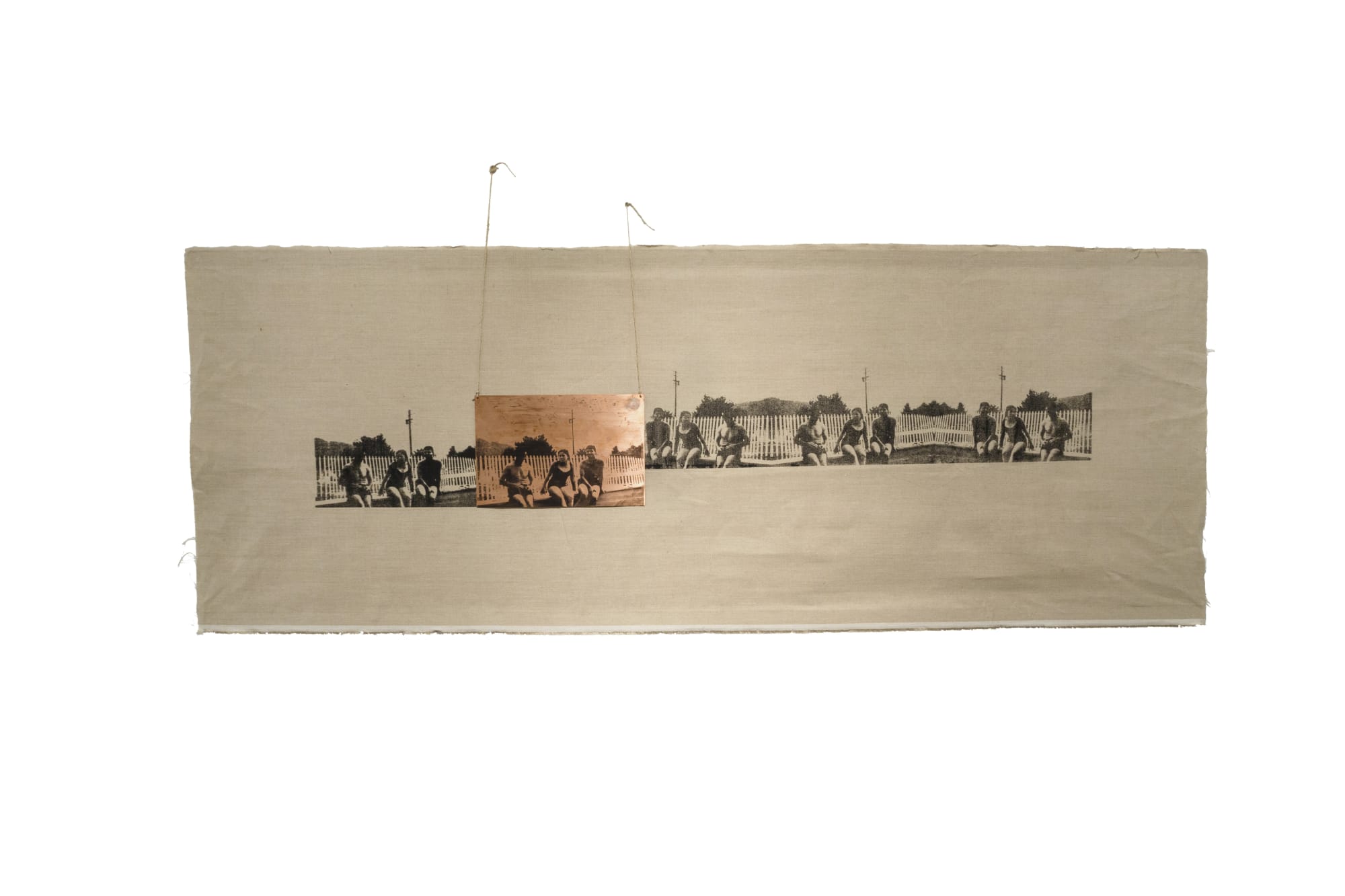 Poolside I | ١ المسبح 2015 Silkscreen Ink on Canvas and Copper | الشاشة الحريرية حبر على قماش ونحاس 184 x 69 cm