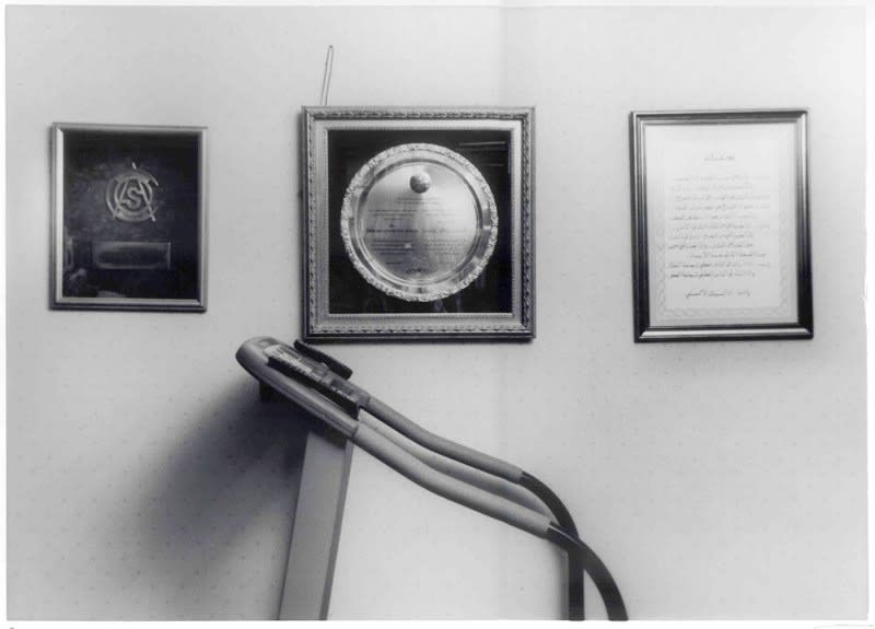 IF I FORGET YOU DON'T FORGET ME | إذا نسيتك، فلا تنساني 2012 SILVER GELATIN PRINT | مطبوعة جيلاتين فضي SIZES: 25 X 35 CM. EDITIONS 3 + AP