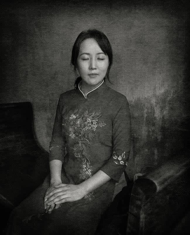 FLORE, Chère amie, Tirage pigmentaire sur Gampi sur feuille d’or 24 carats, 24 x 30 cm