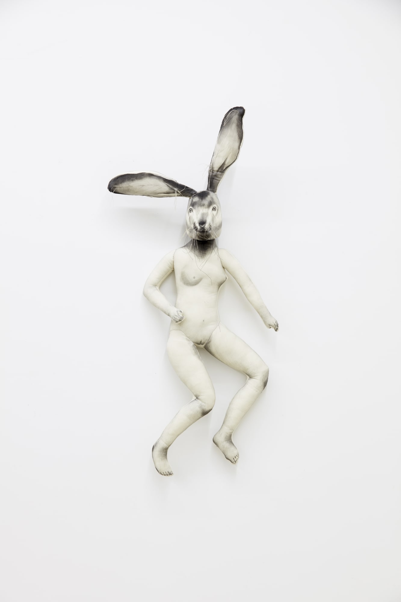 사람토끼, mixed media, 120x50x15cm, 2019