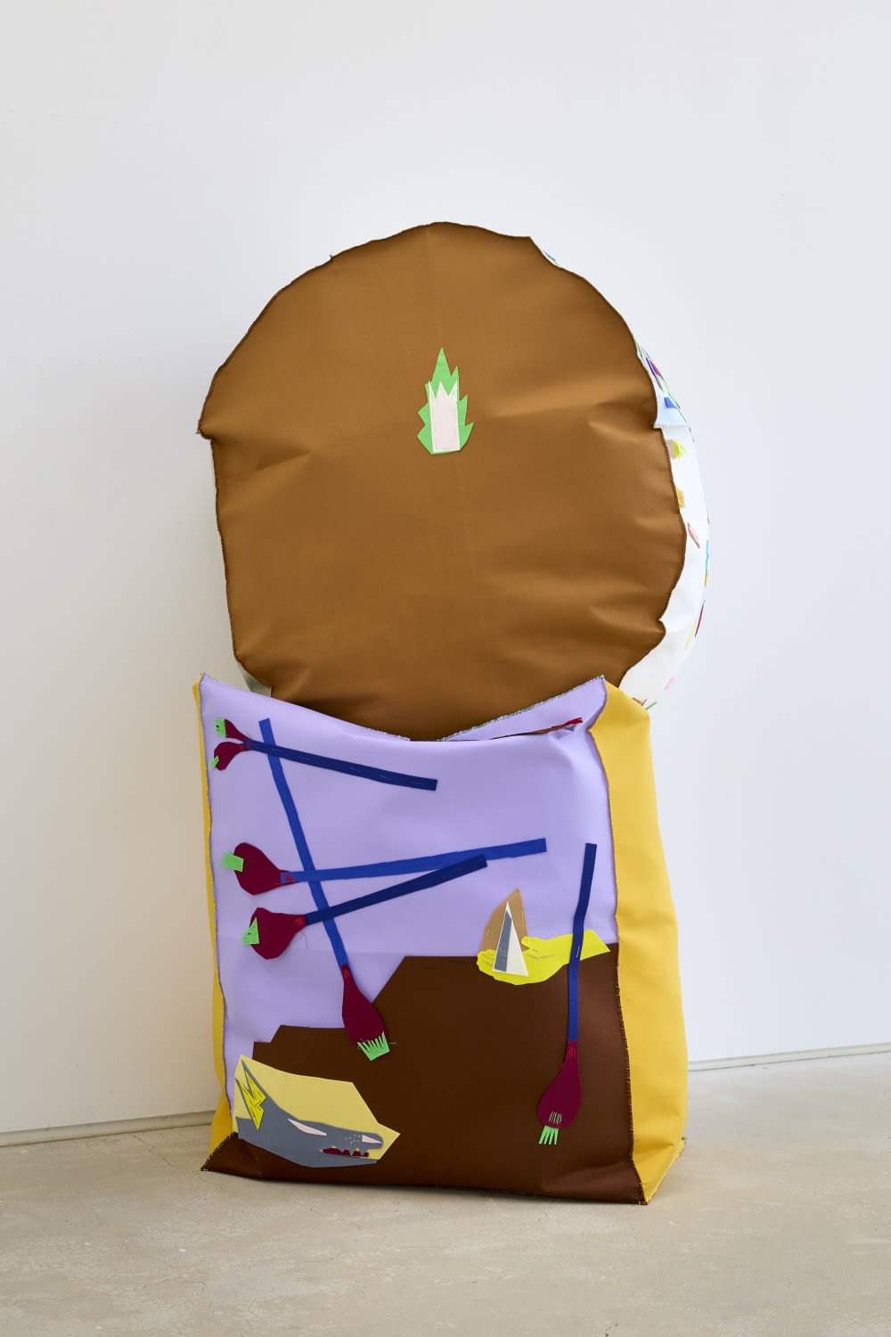 작은 불꽃 A Small Flame, 펠트에 바느질 stitching on felt, various size, 2025