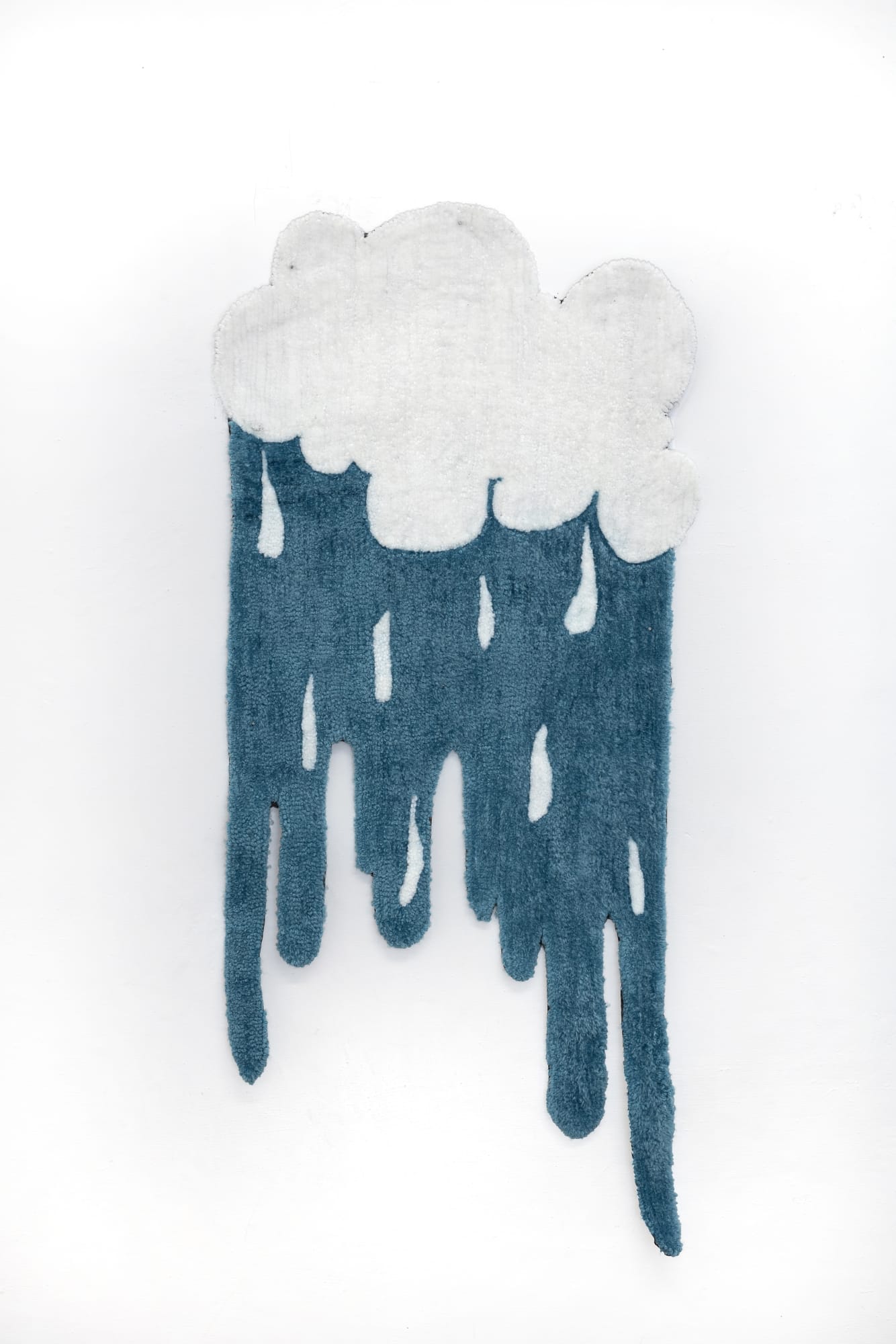 GUADALUPE SALGADO Llover sobre mojado, 2022 Worsted Tufting Embroidery