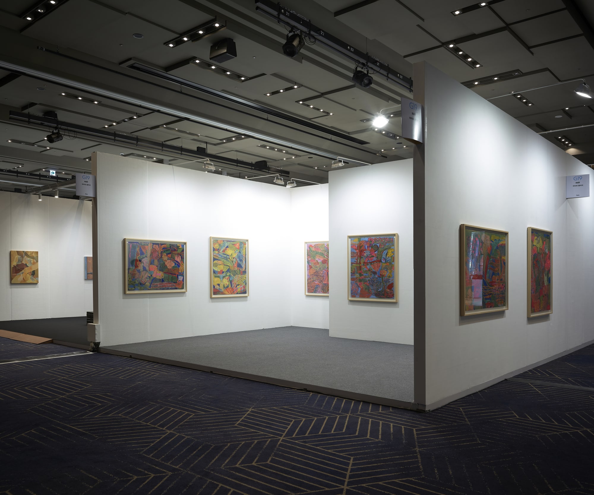 Back to KIAF SEOUL 2025: A group show by FABIEN CONTI and GEOFFROY PITHON