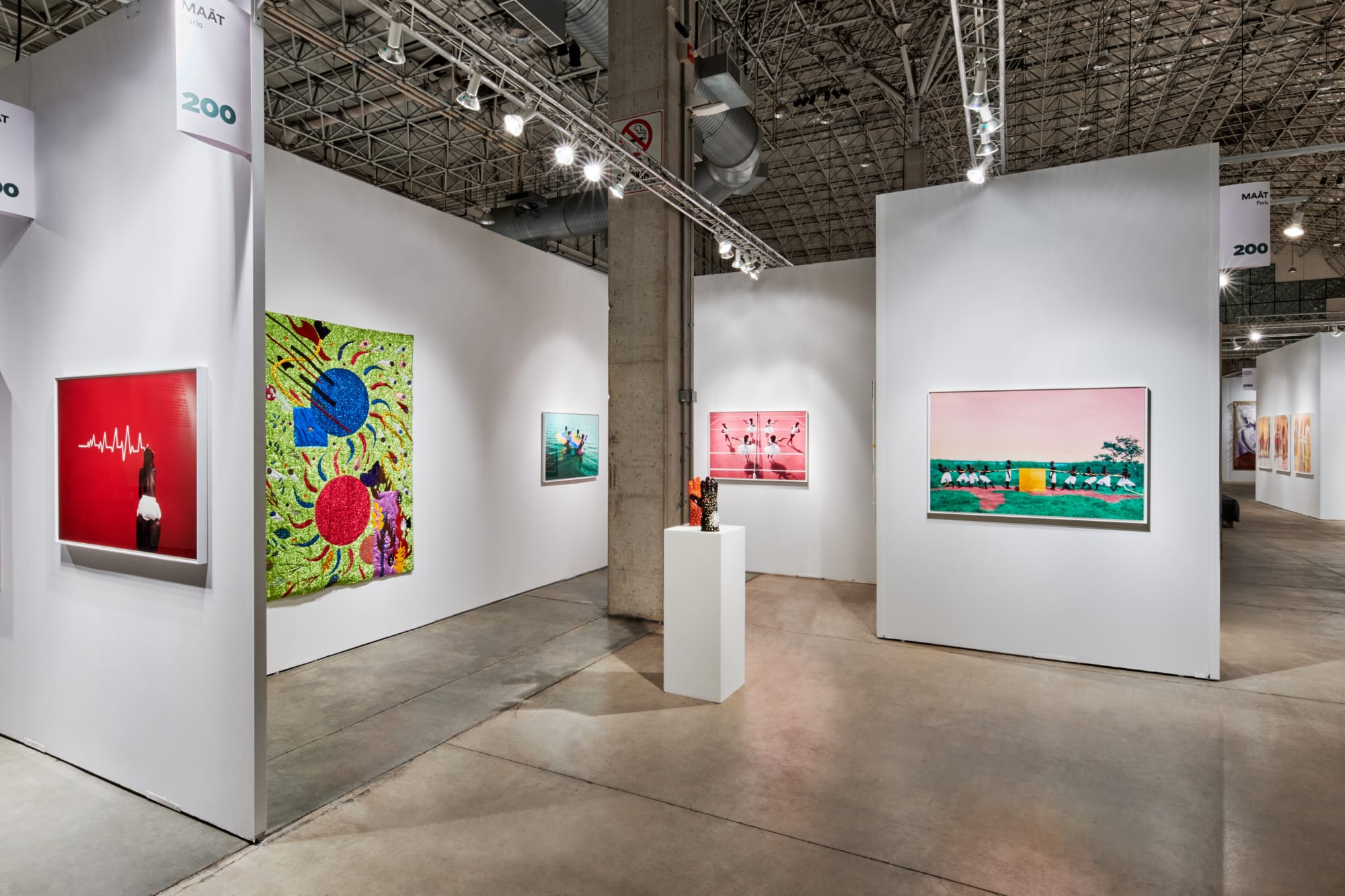 Back to Expo Chicago 2024: A group show by FÀTIMA RODRIGO, PRINCE GYASI and AUSTIN UZOR
