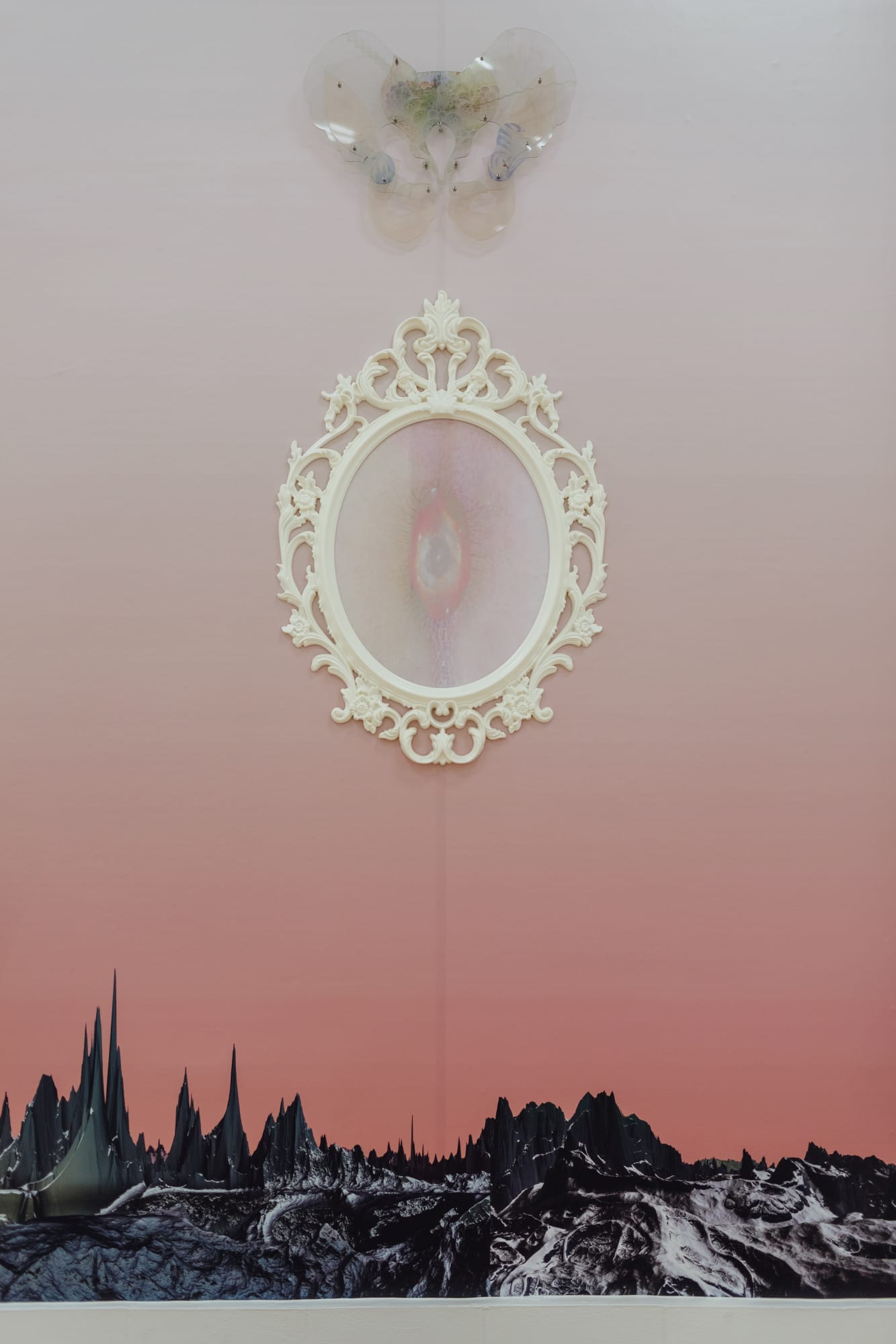 Apocalypse Kiss, 2021, Installation View