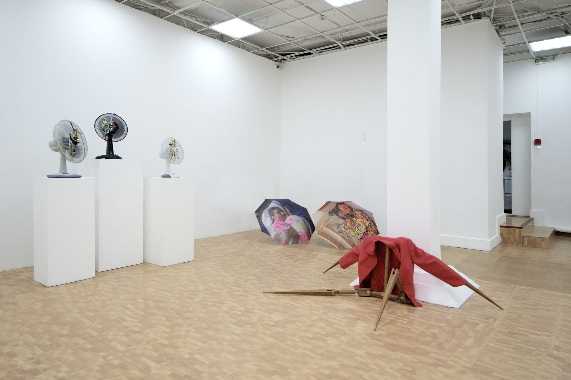 I Hear Your Keys Clinking, 2021, installation view.