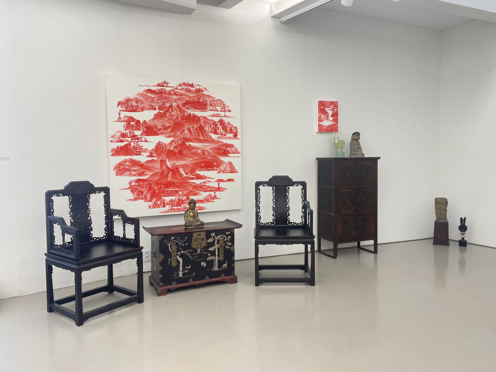 유심물외 遊 心 物 外