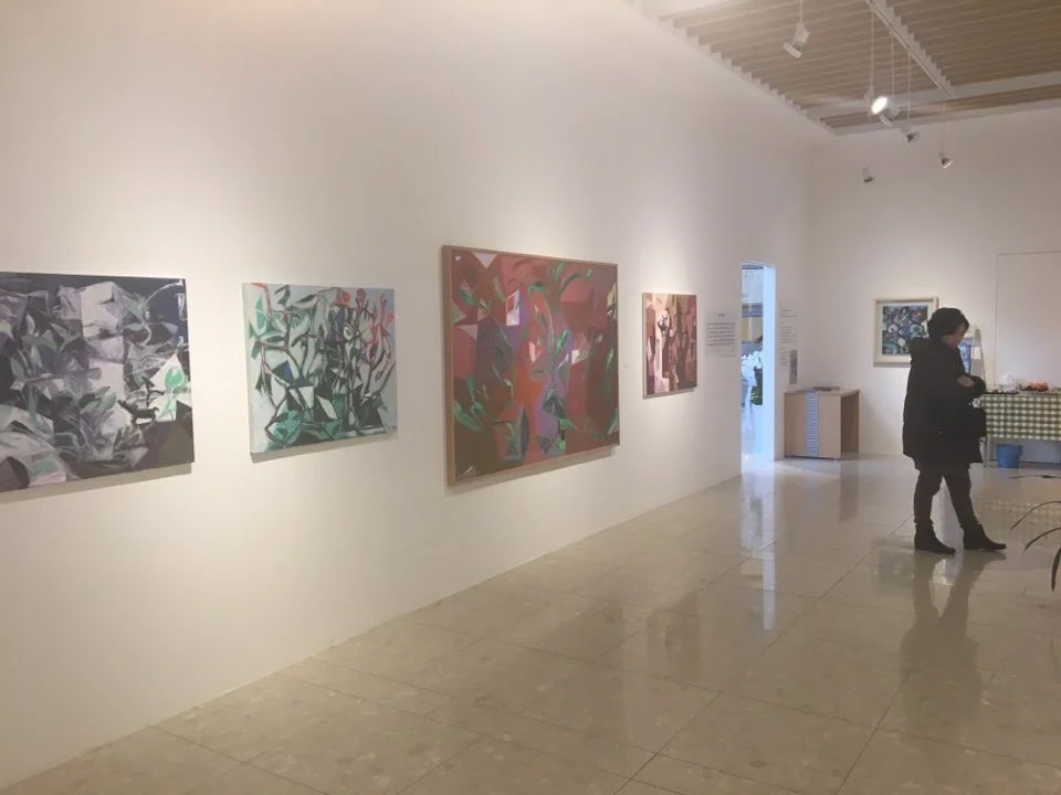 유인수 : 천의 얼굴