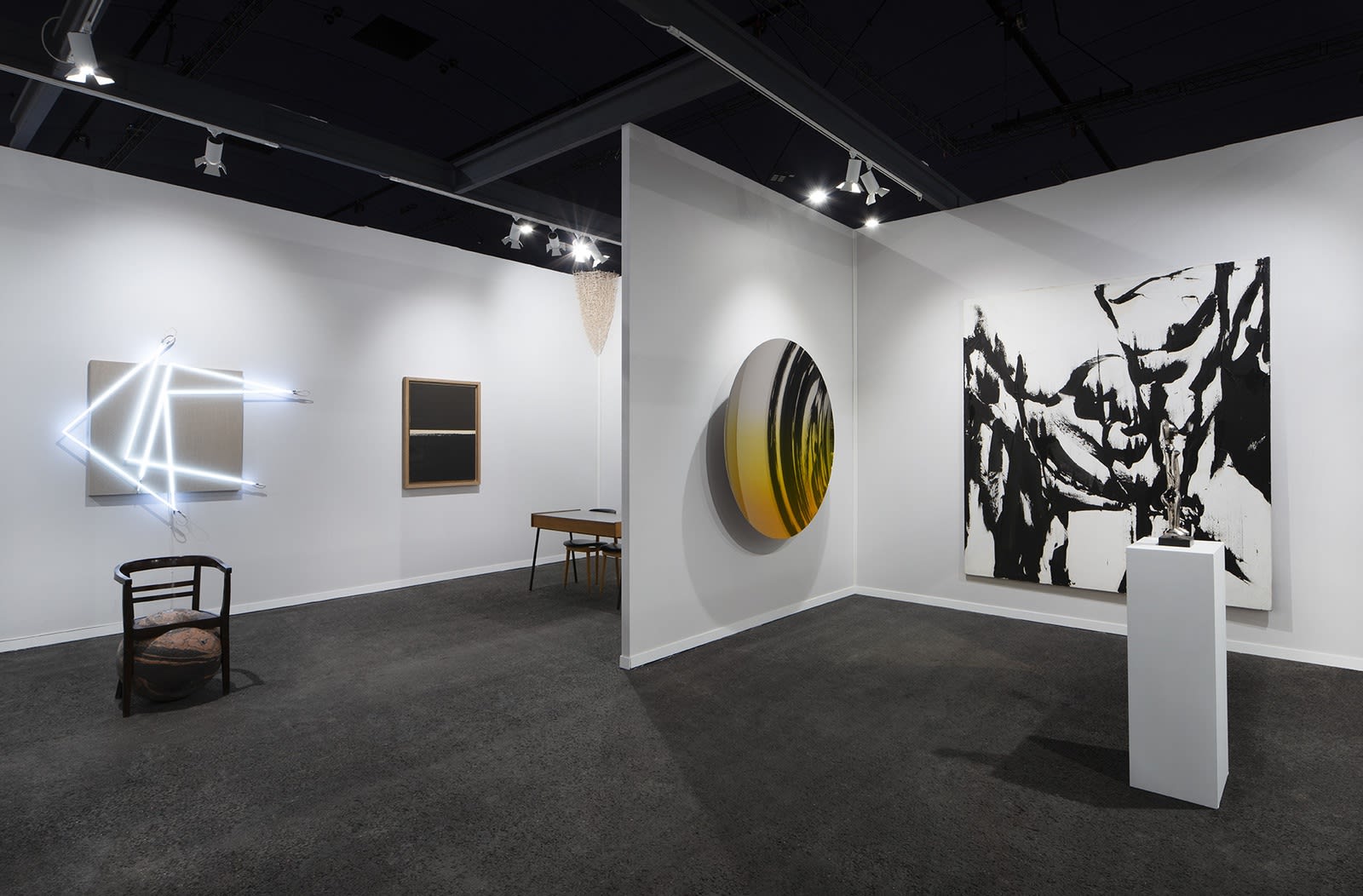 © Galerie Kamel Mennour, Paris