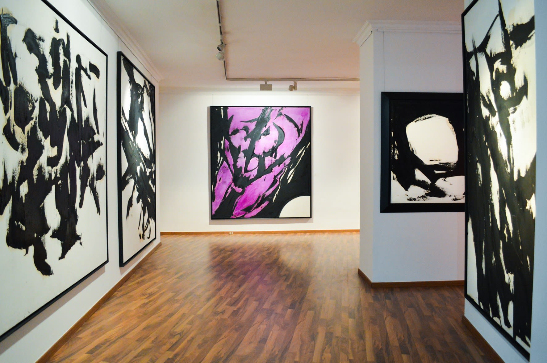 © Photo Kálmán Makláry Fine Arts