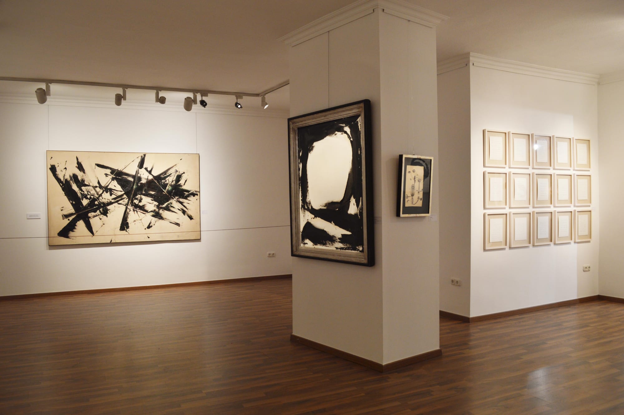 © Photo Kálmán Makláry Fine Arts