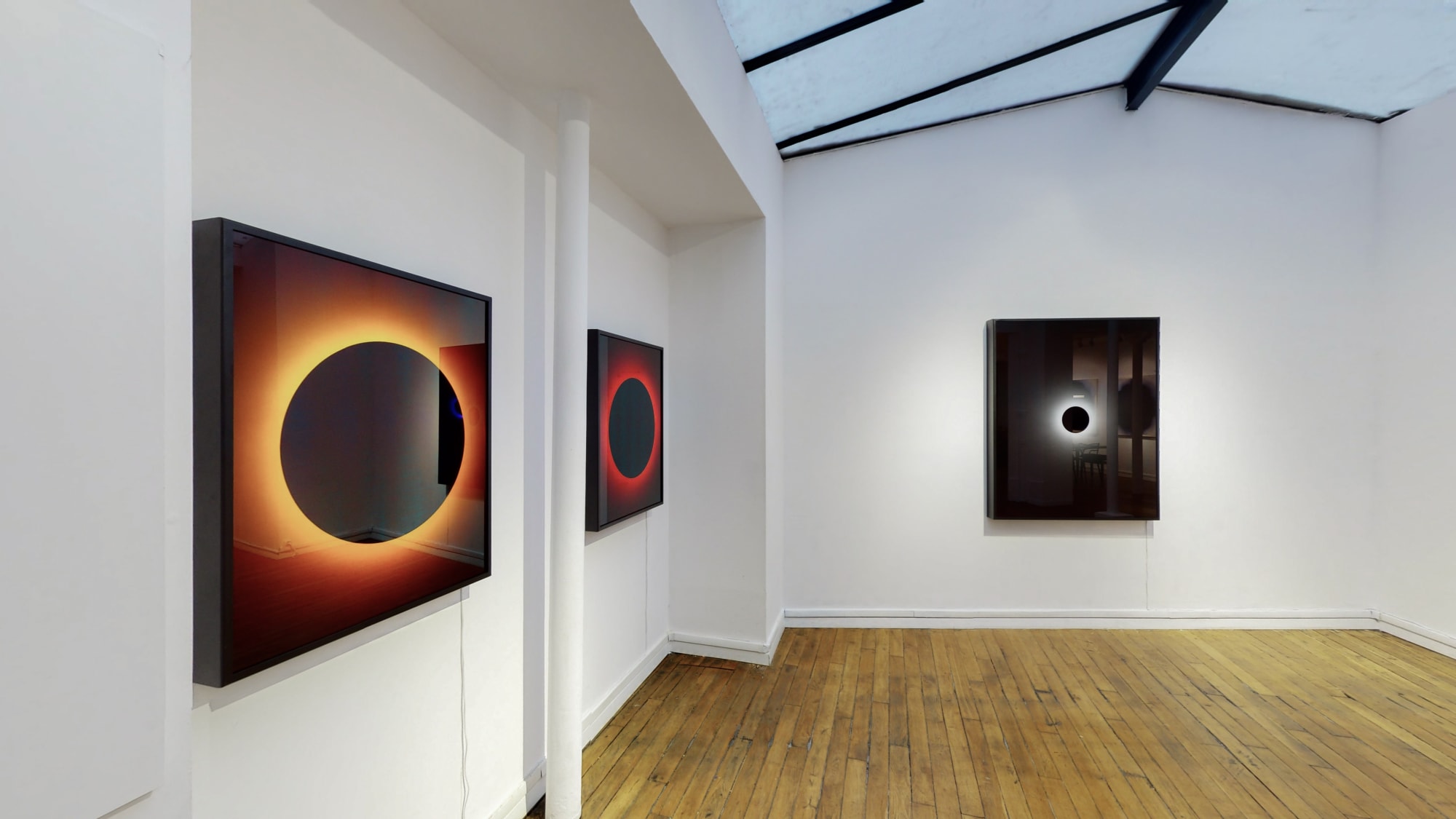View of the exhibition "Azul Bleu ". Photo ©Ussi'n Yala.