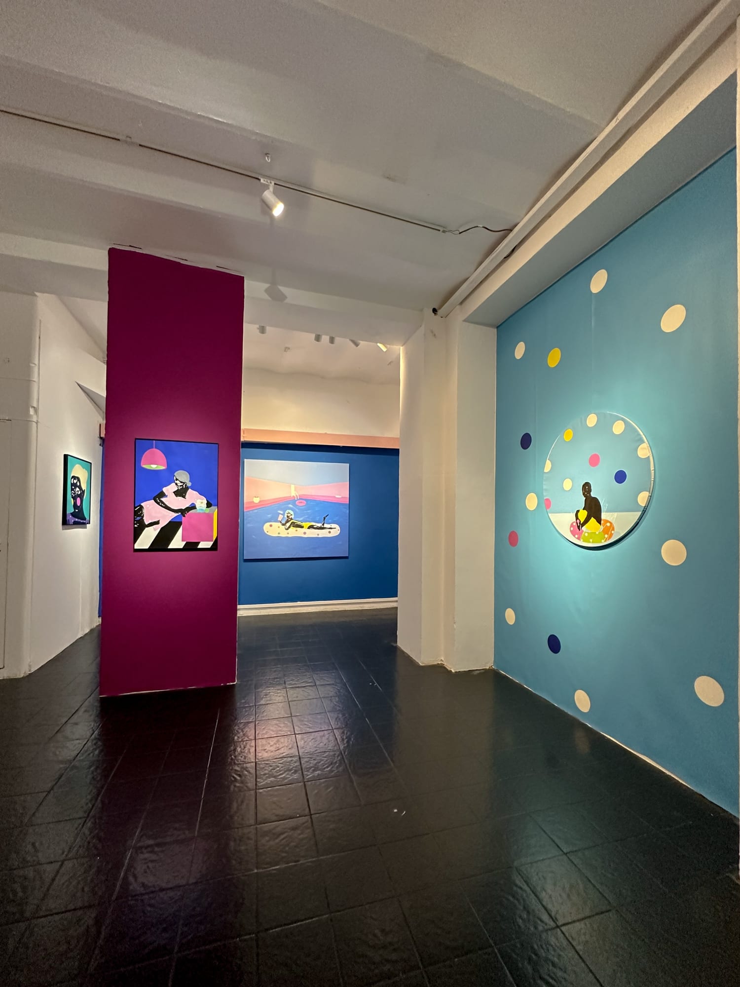 Abe Nwadiogbu ; view of the exhibition "We are enough". Photo ©Said Yilmaz.