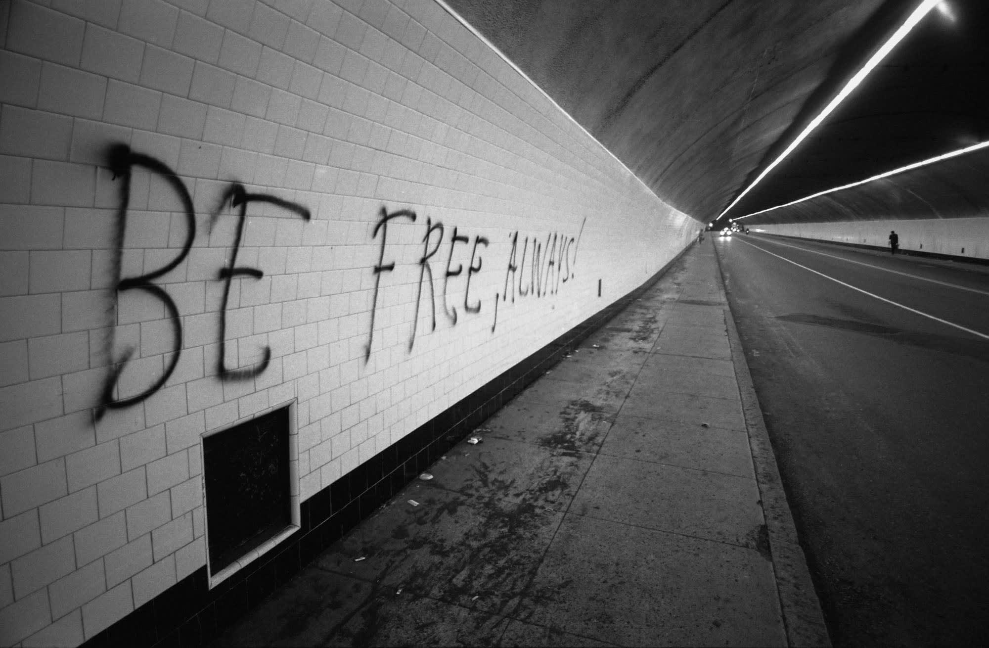 San Fransisco, California, 1976 BAM1976008W01320F-35A