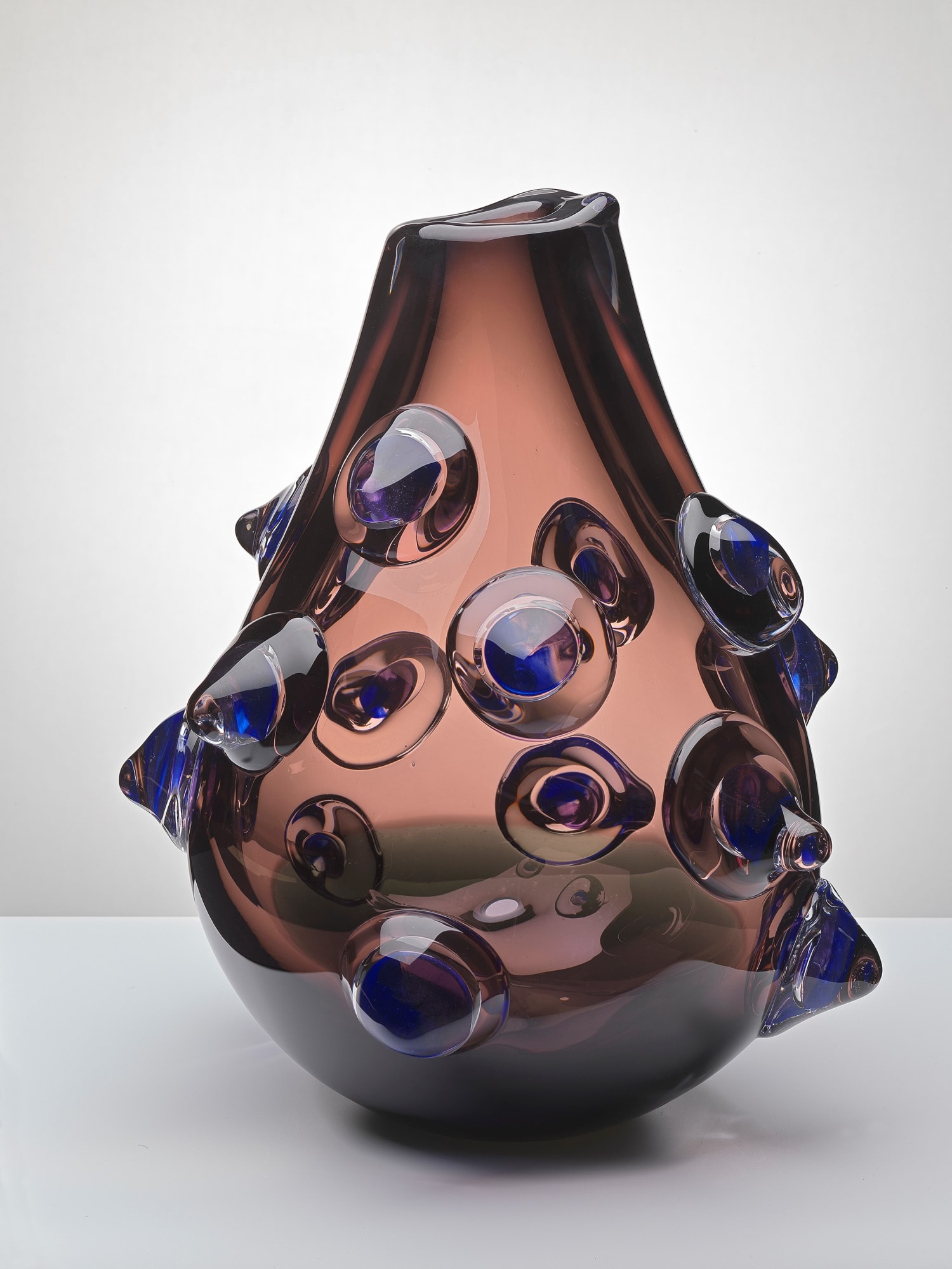 GLASSPECIAL // Arnout Visser, William van Esveld, Bert Frijns, Bibi Smit