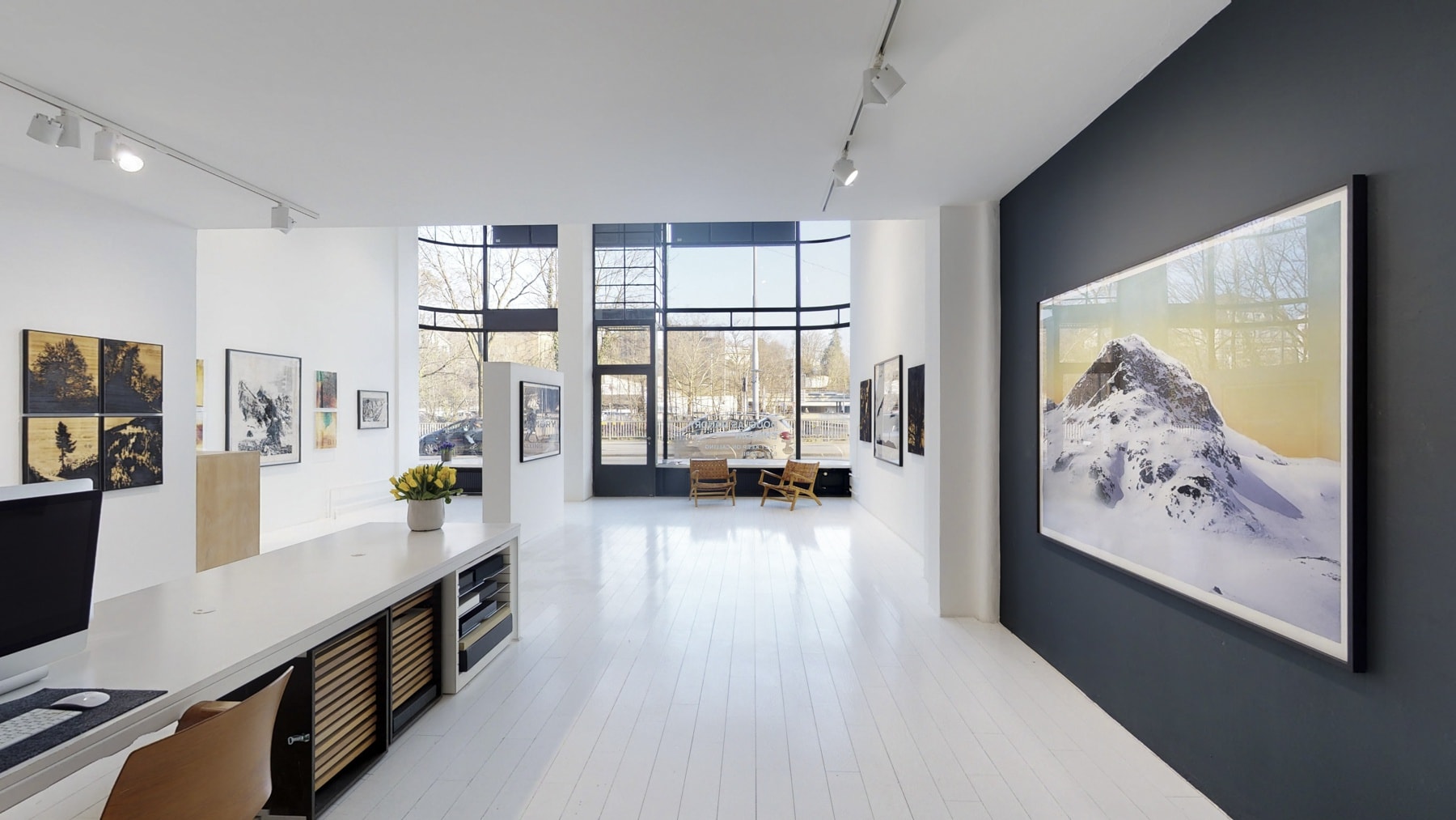 ENGADINE - THEY KEEP ON CALLING - DOUGLAS MANDRY