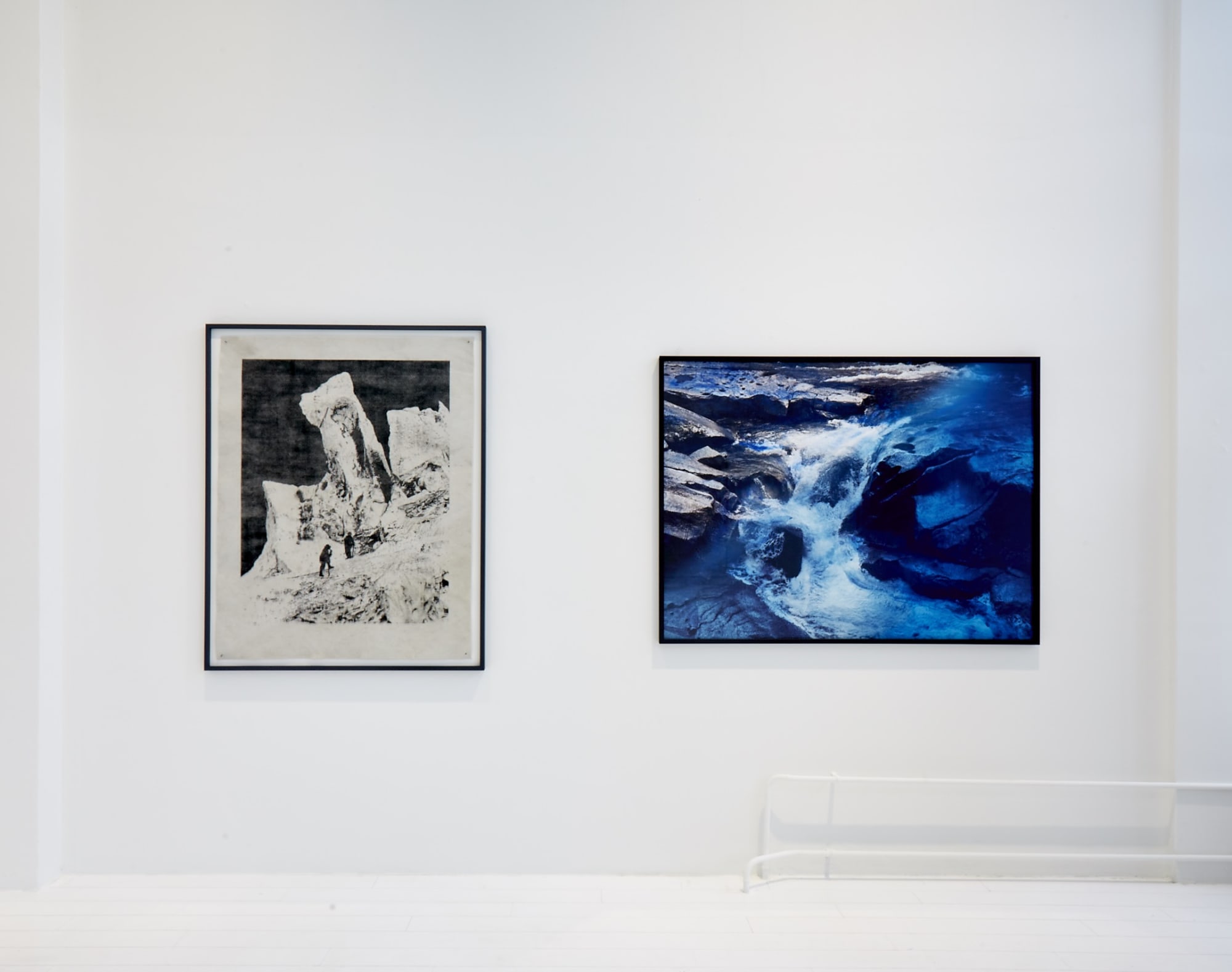 A BRIEF CRACK OF LIGHT - DOUGLAS MANDRY