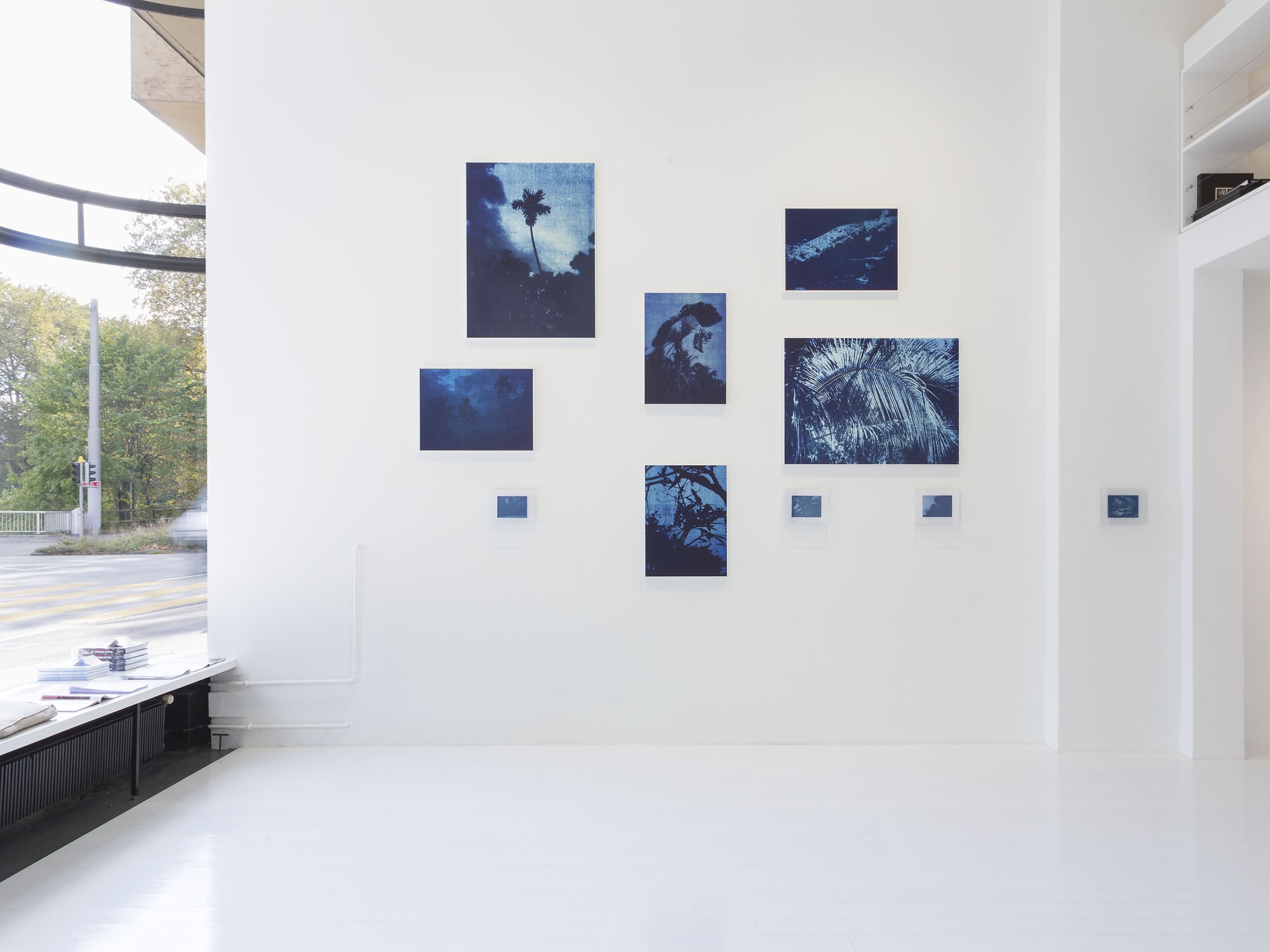 UNSEEN SIGHTS - DOUGLAS MANDRY