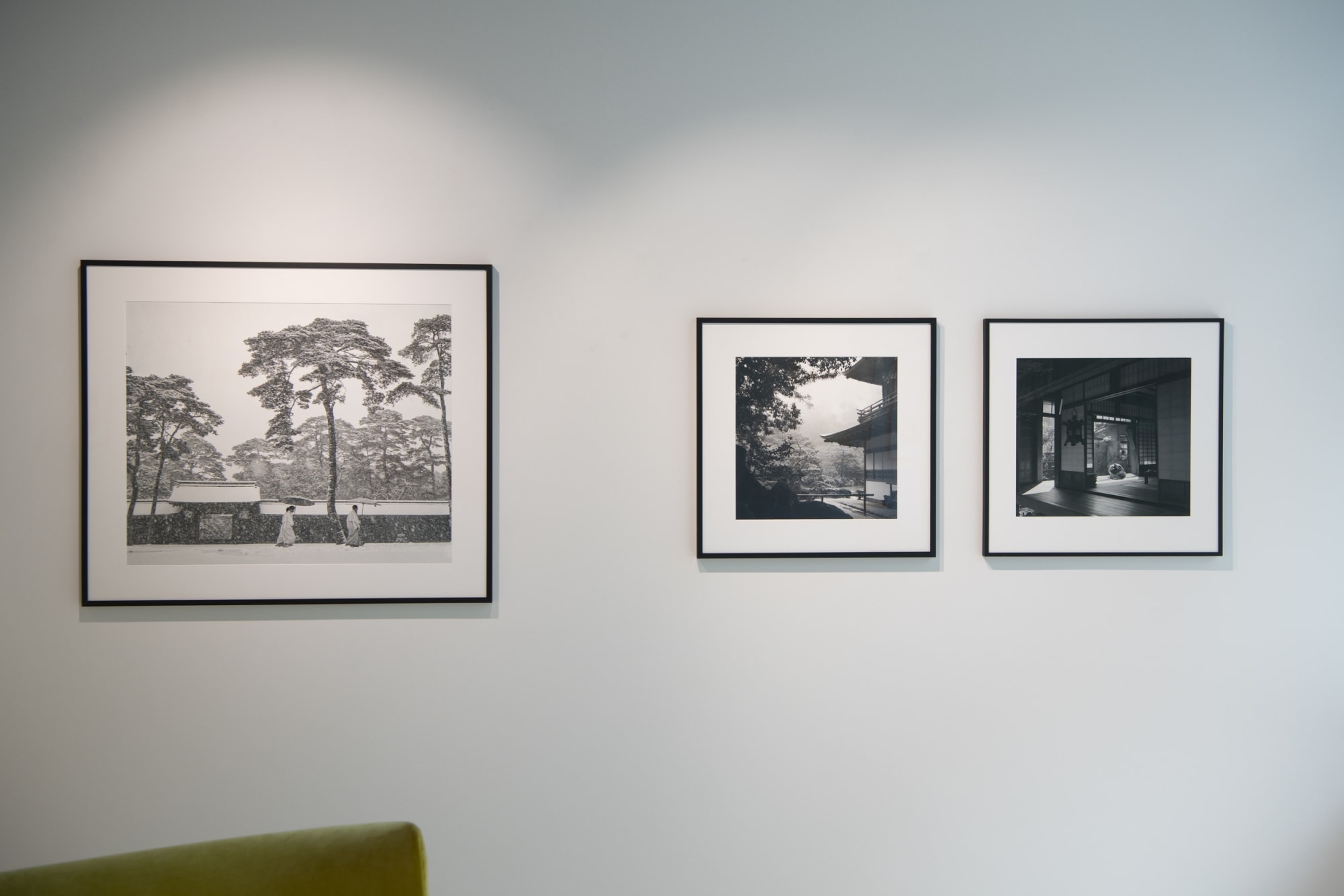 COLOR + BLACK + WHITE – WERNER BISCHOF