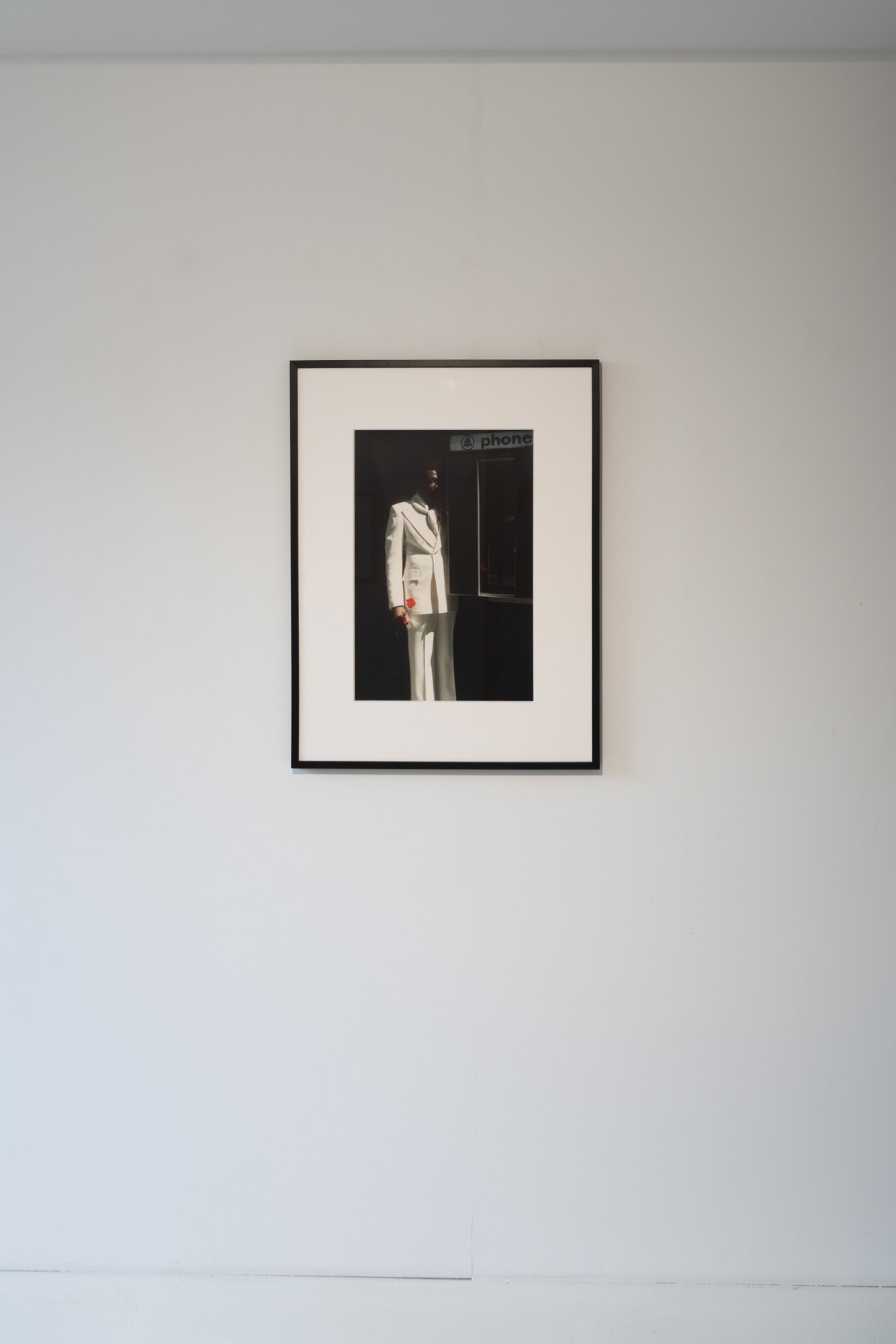 BLOOMING – THE ARTIST ARNE QUINZE IN DIALOGUE WITH 12 PHOTOGRAPHERS