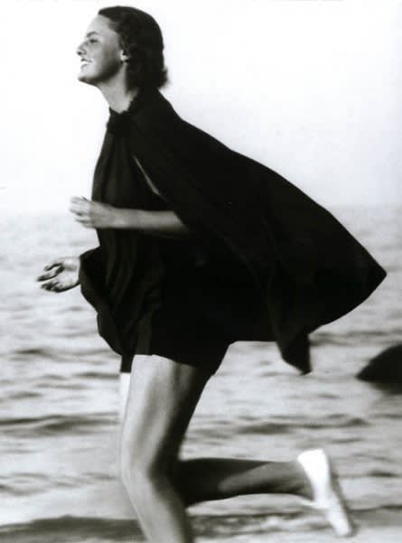 Lucile Brokaw, Harper’s Bazaar, December 1933 image 23 of 36