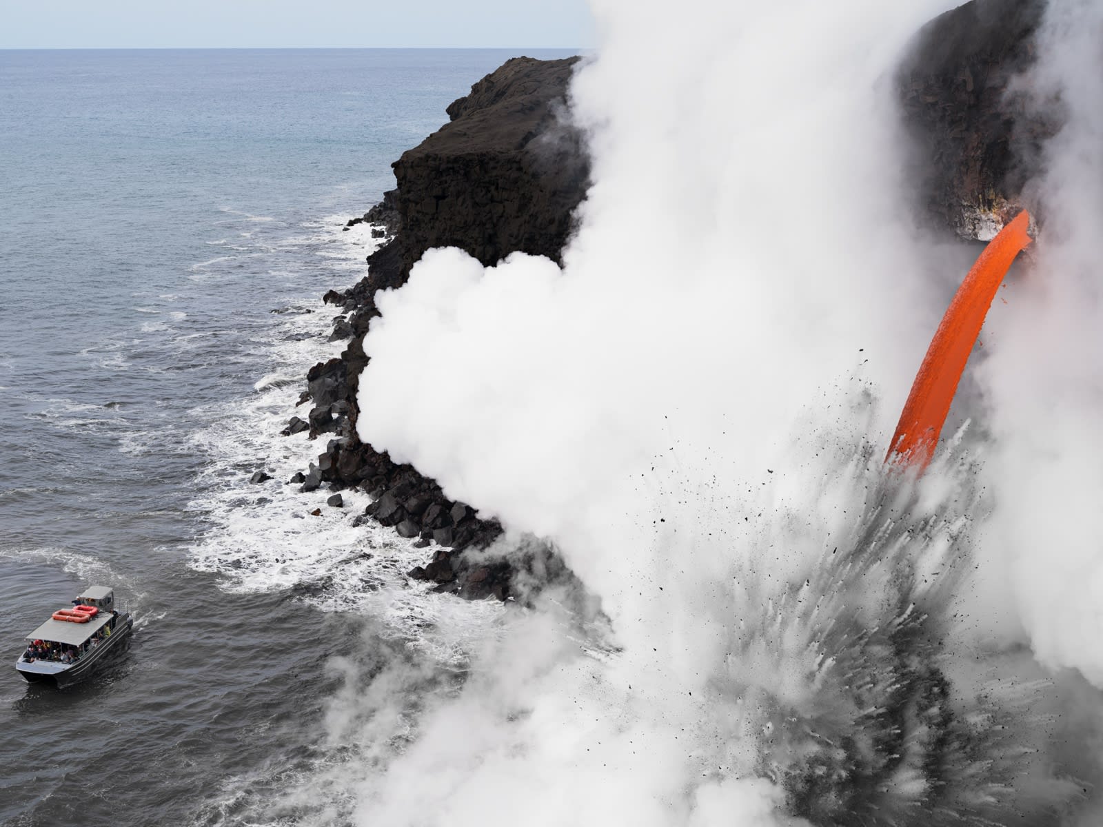 Lucas Foglia, Lava Boat Tour, Hawai’i