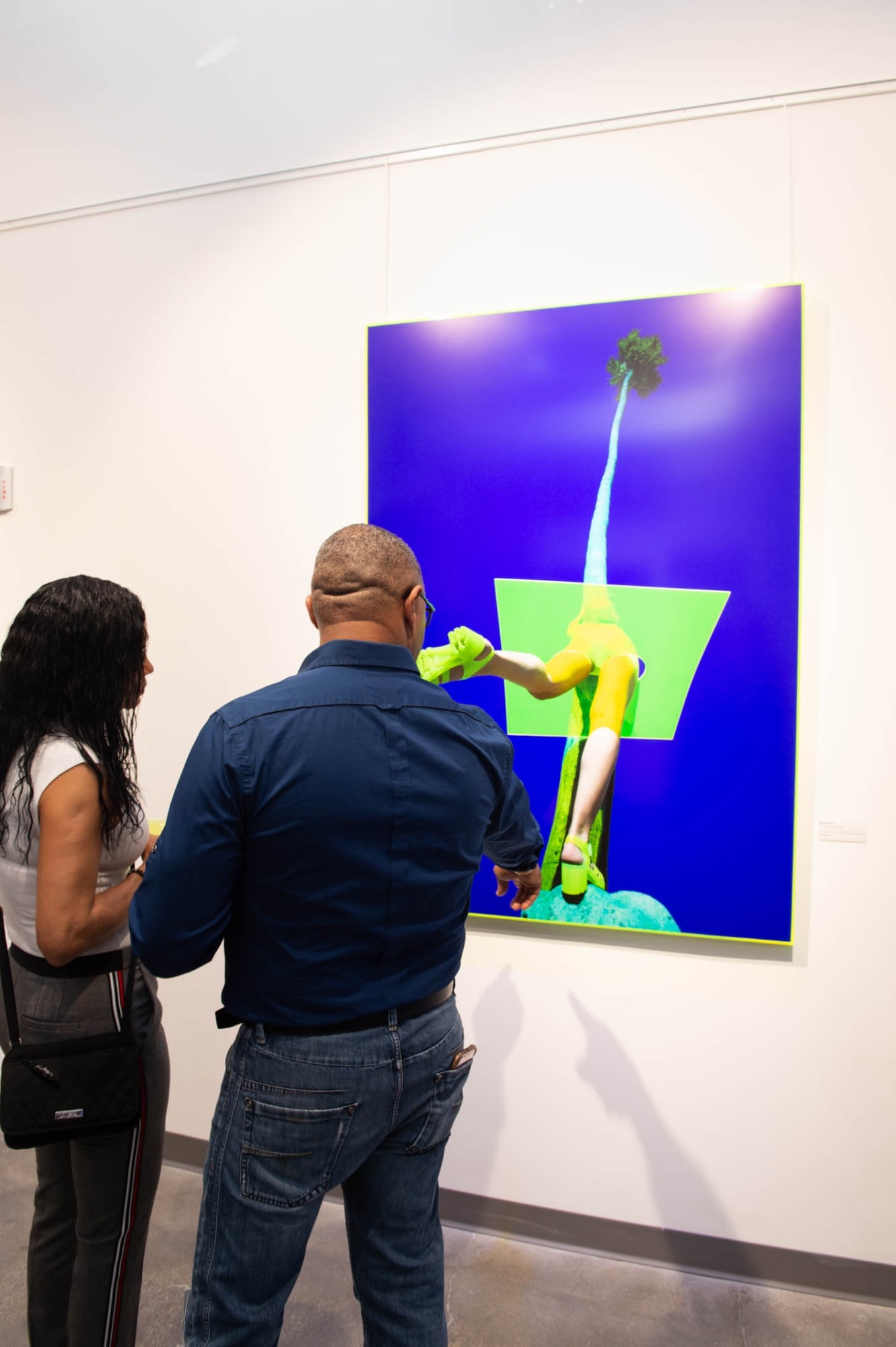 REINE PARADIS MIDNIGHT EXHIBITION