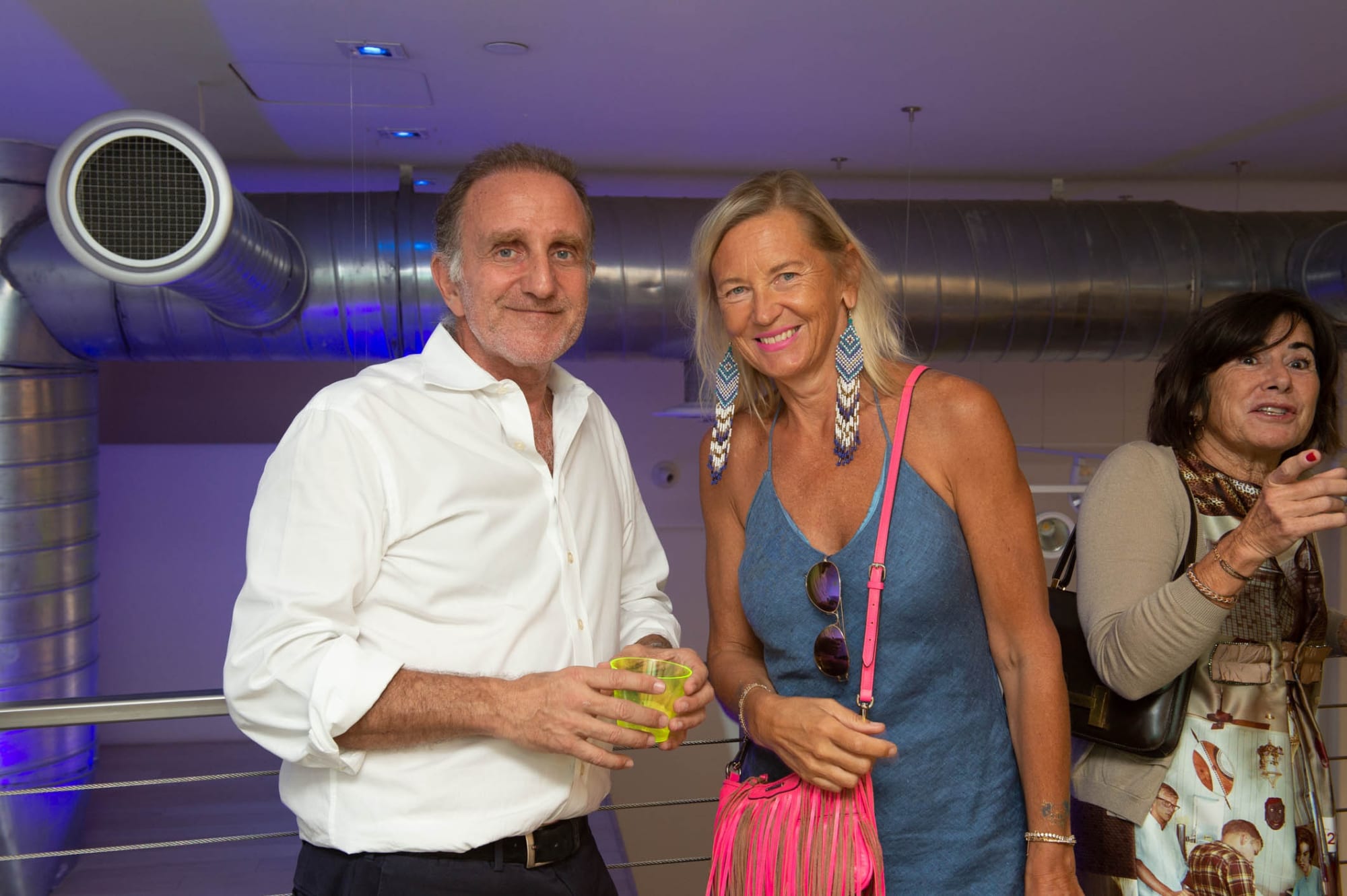 REINE PARADIS MIDNIGHT EXHIBITION