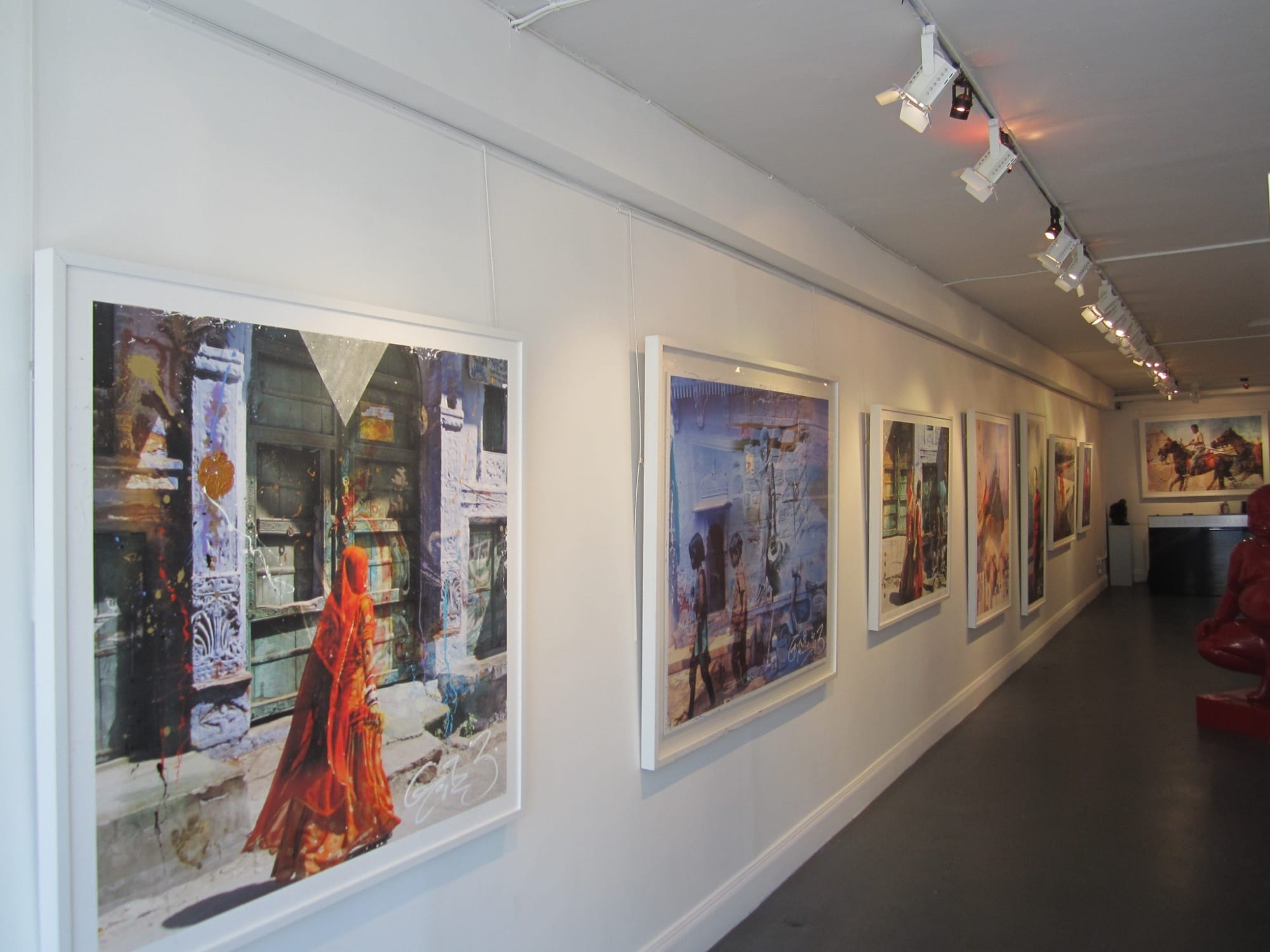 ARTIST ARNO ELIAS' WORLDWIDE SOLO PHOTOGRAPHIC JOURNEY ENCHANTS SOUTH FLORIDA