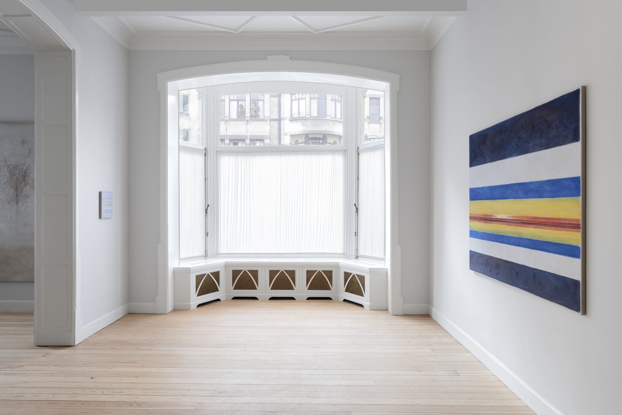 Vines & Vénus piquée par un buisson de roses