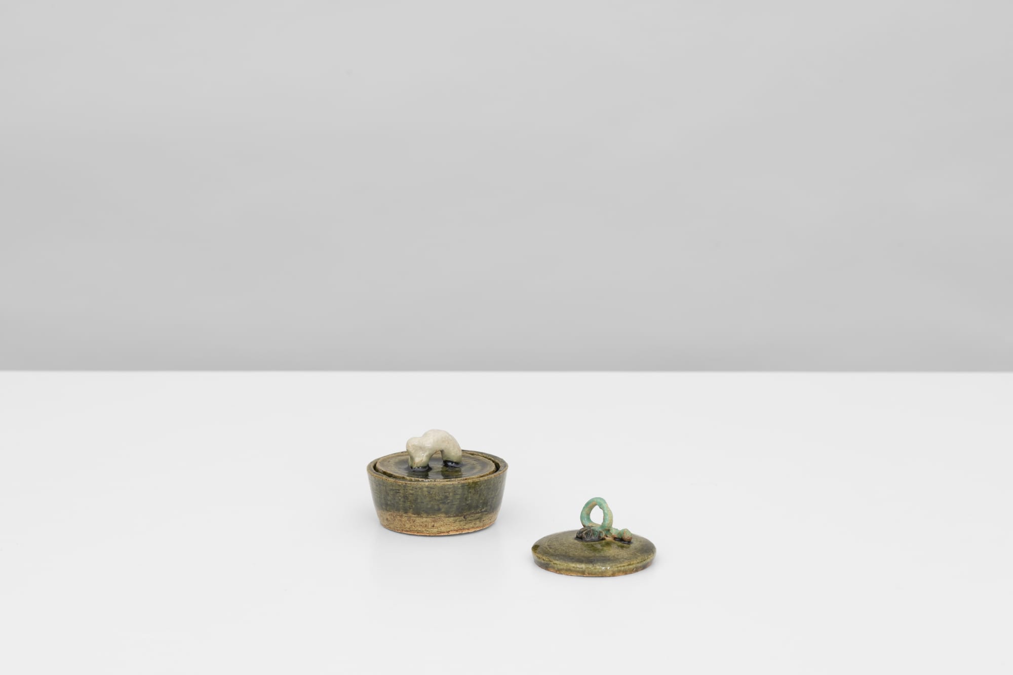 Minami Kobayashi Futamono, 2020 Ceramic 5 x 5 x 5 cm. 2 x 2 x 2 in.