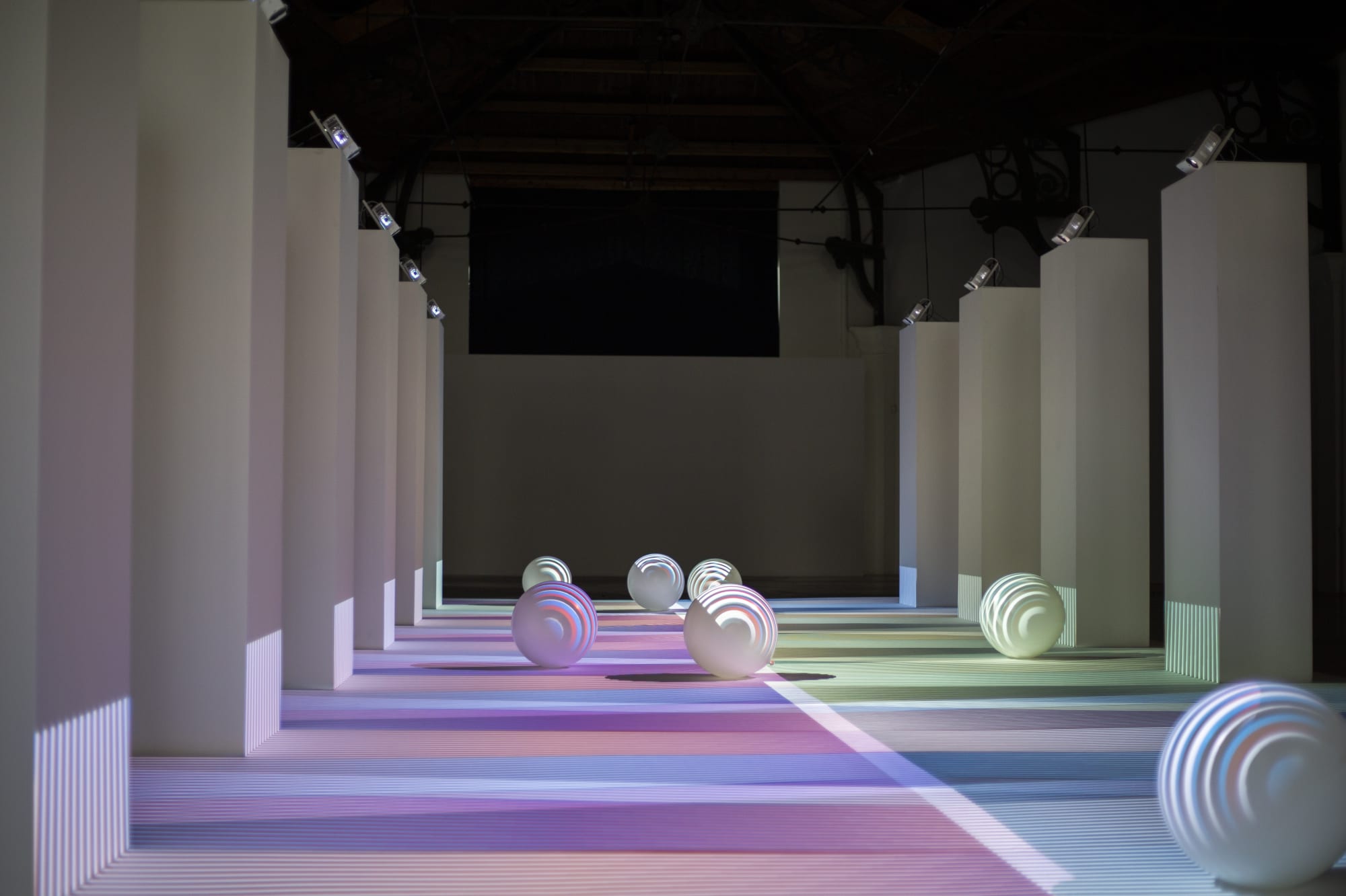 INTER-LINEAS - ENVIRONEMMENT CHROMOINTERFERENT